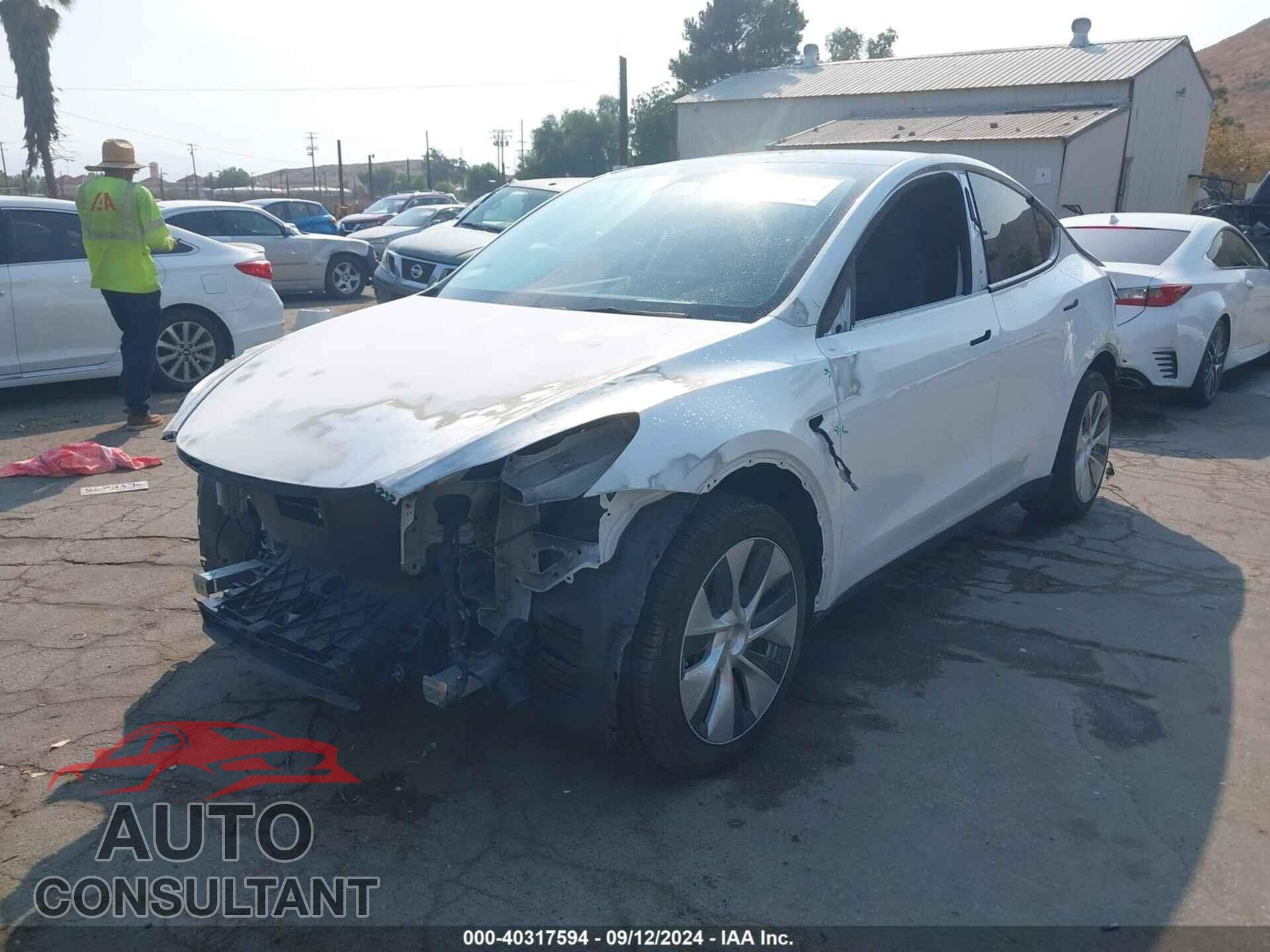 TESLA MODEL Y 2021 - 5YJYGDEE4MF229346