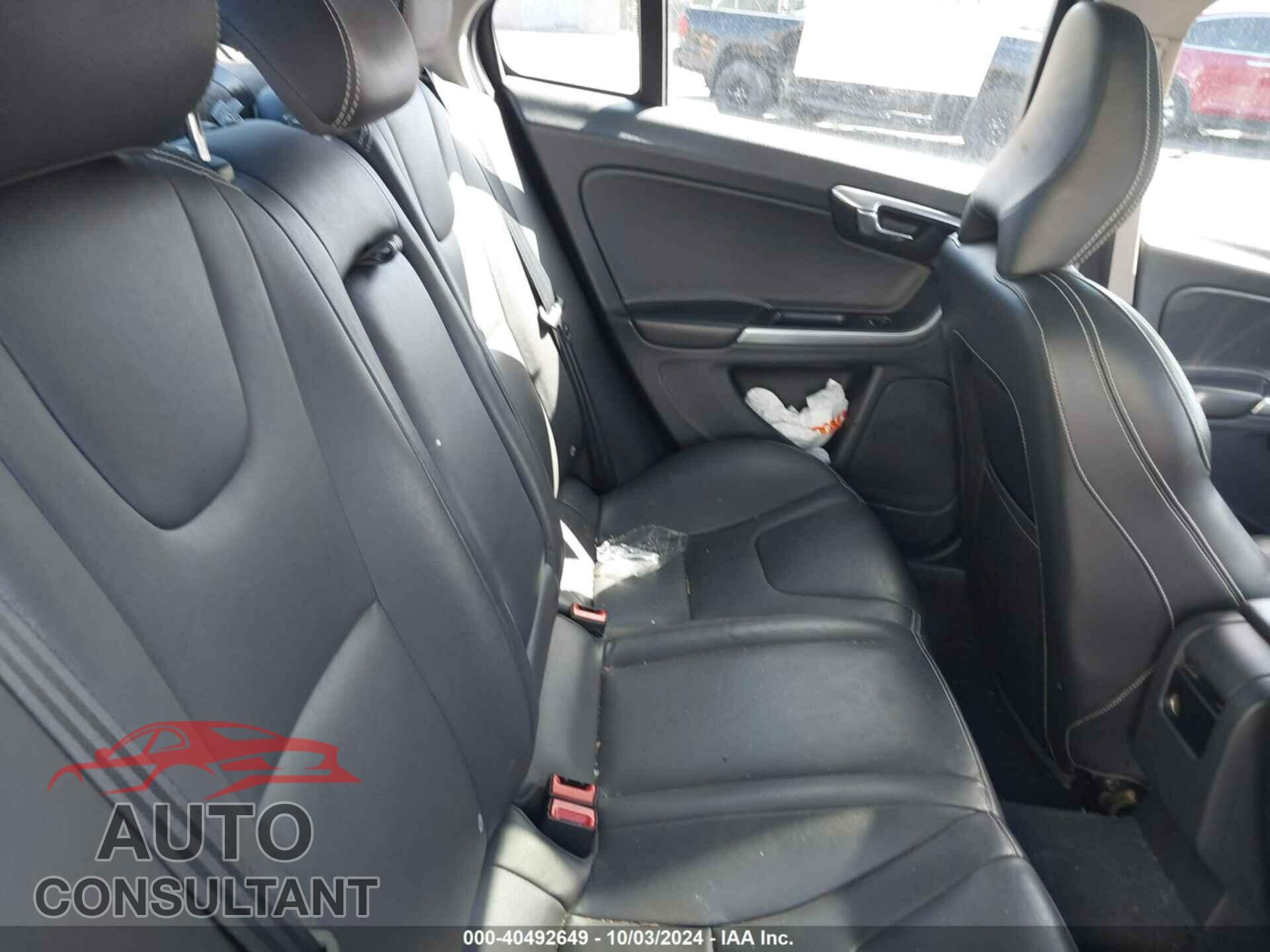 VOLVO S60 2018 - YV140MTL7J2460139