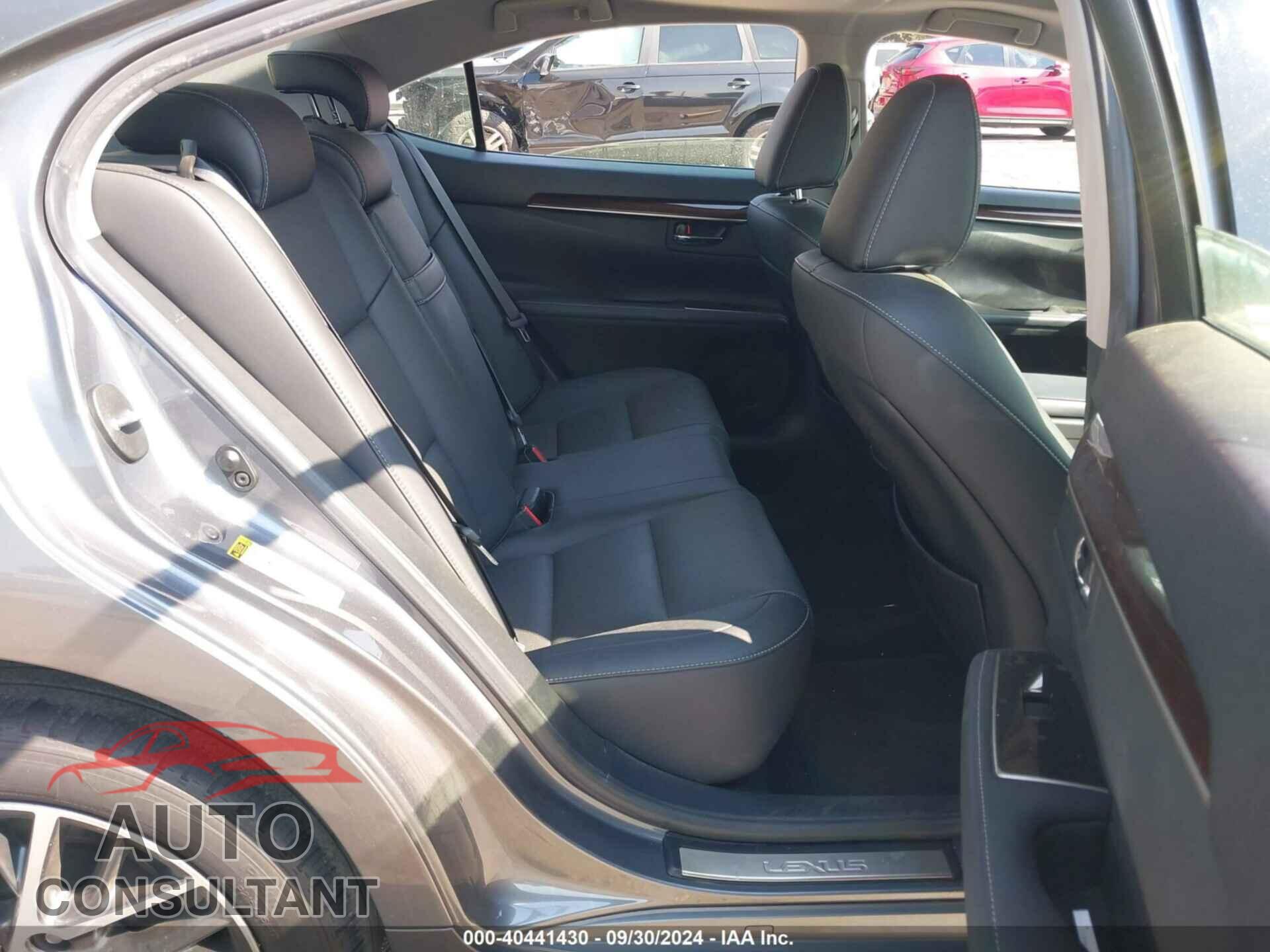 LEXUS ES 350 2016 - JTHBK1GGXG2212557