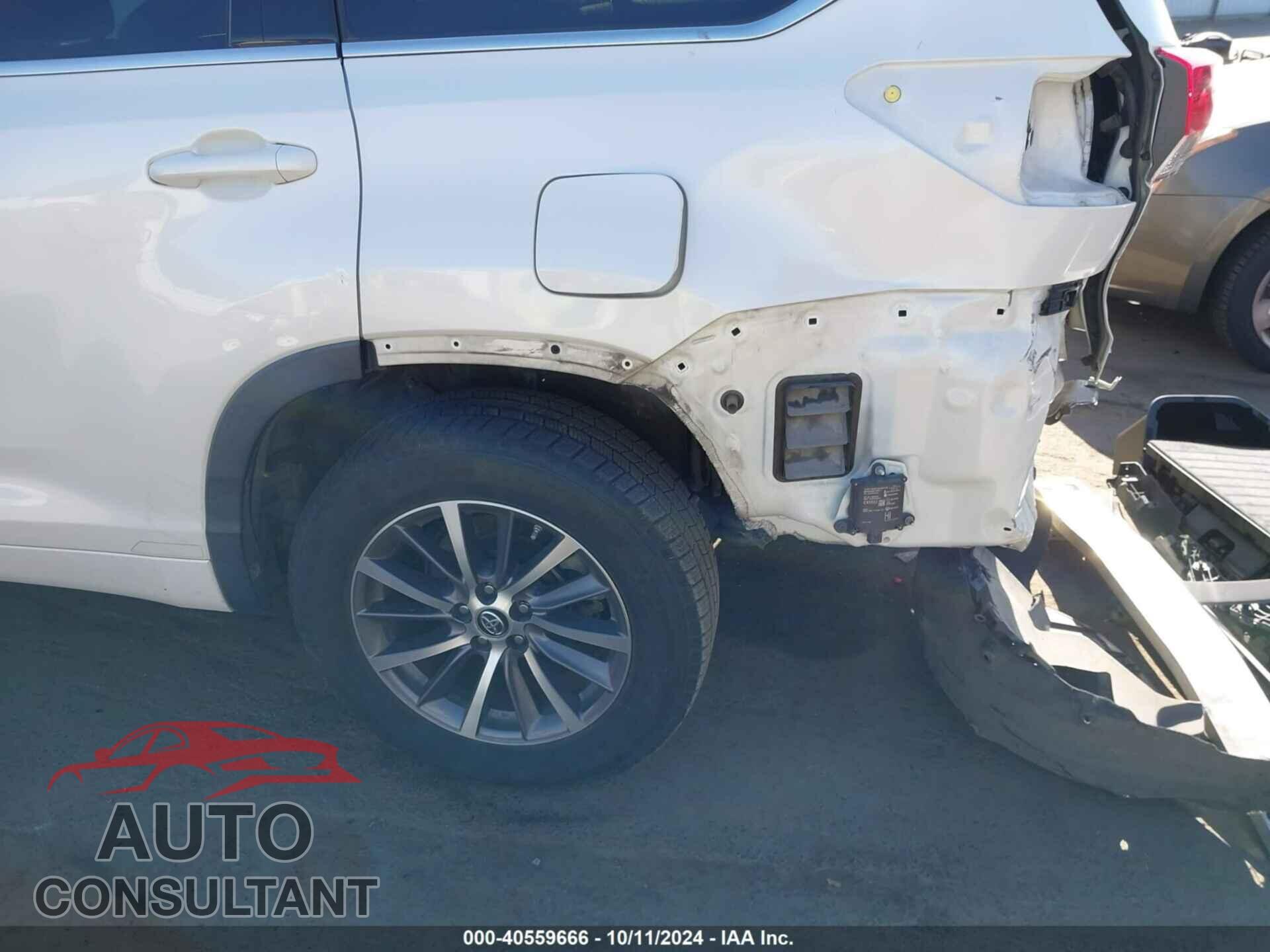 TOYOTA HIGHLANDER 2017 - 5TDKZRFH7HS511892
