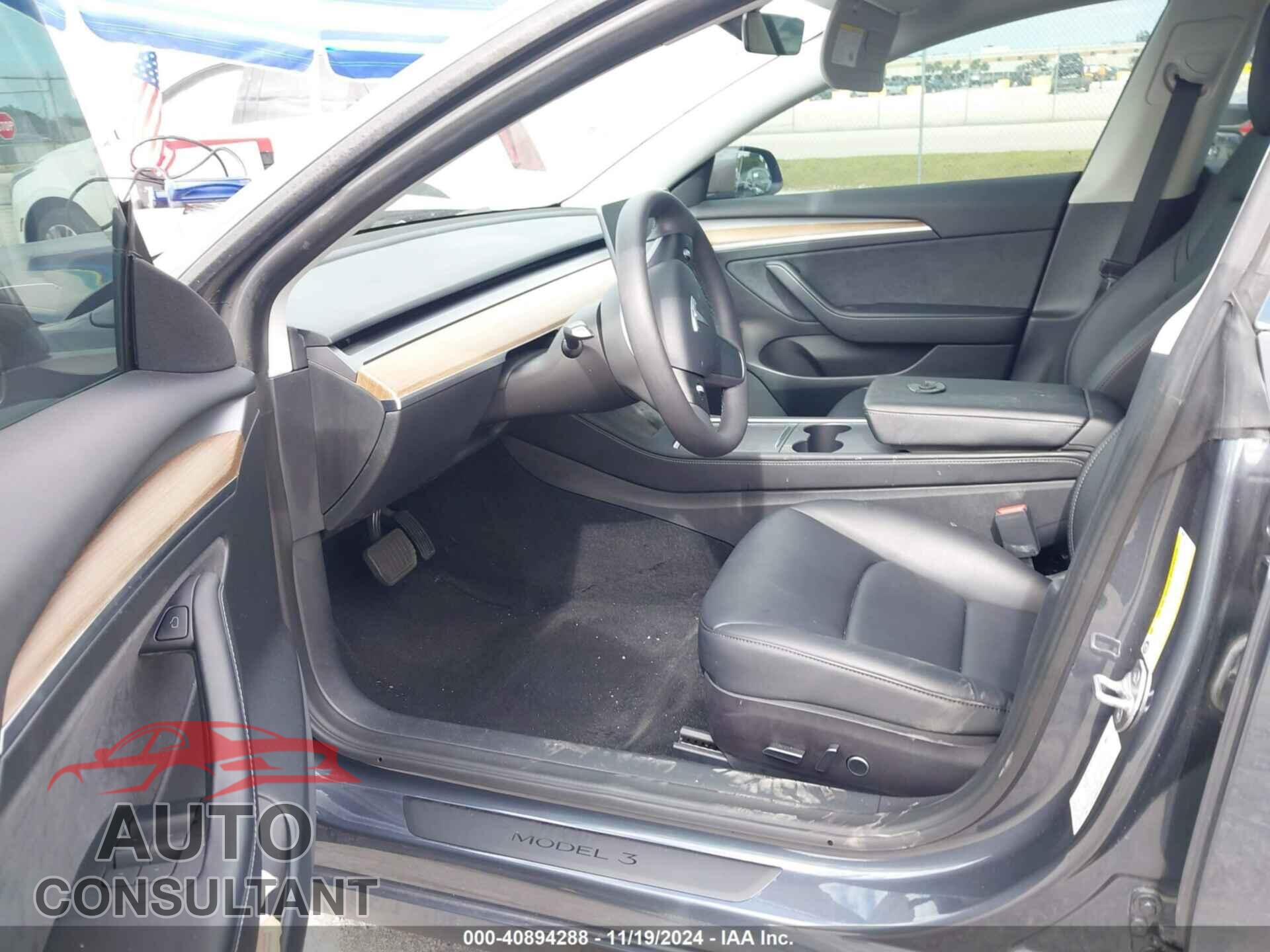 TESLA MODEL 3 2022 - 5YJ3E1EB6NF264489