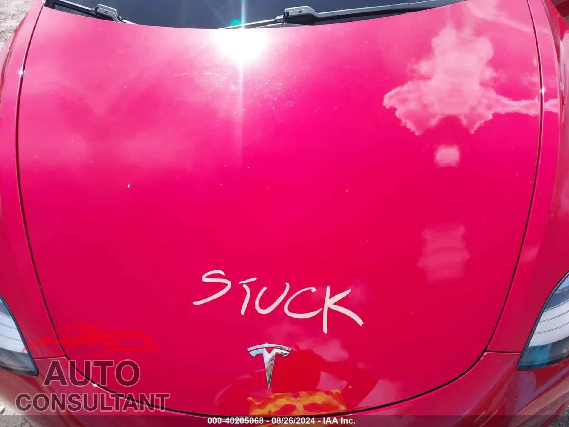 TESLA MODEL 3 2018 - 5YJ3E1EA8JF015483