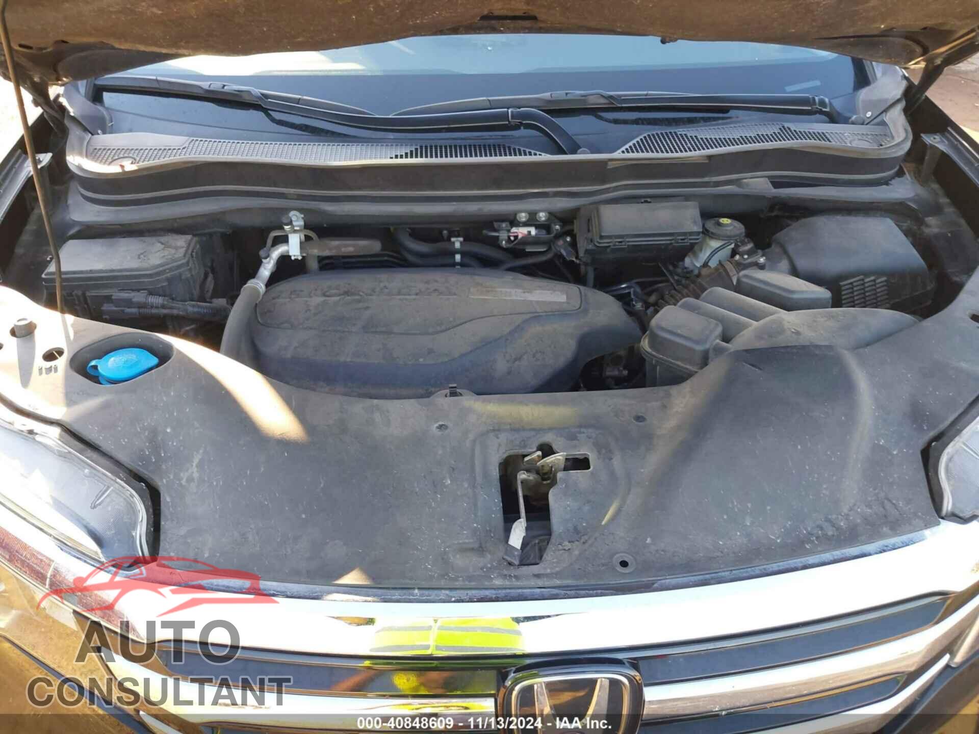 HONDA PILOT 2017 - 5FNYF6H04HB081705