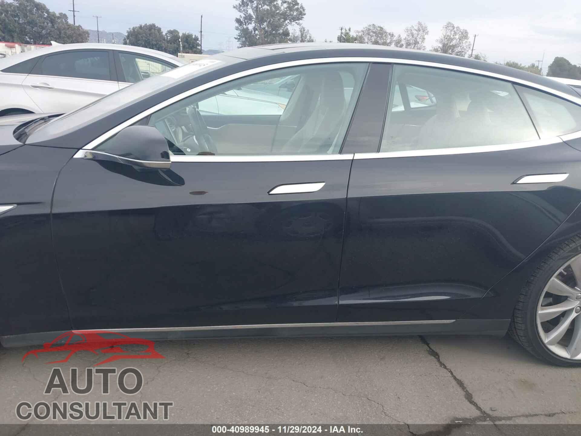 TESLA MODEL S 2015 - 5YJSA1E29FF105930