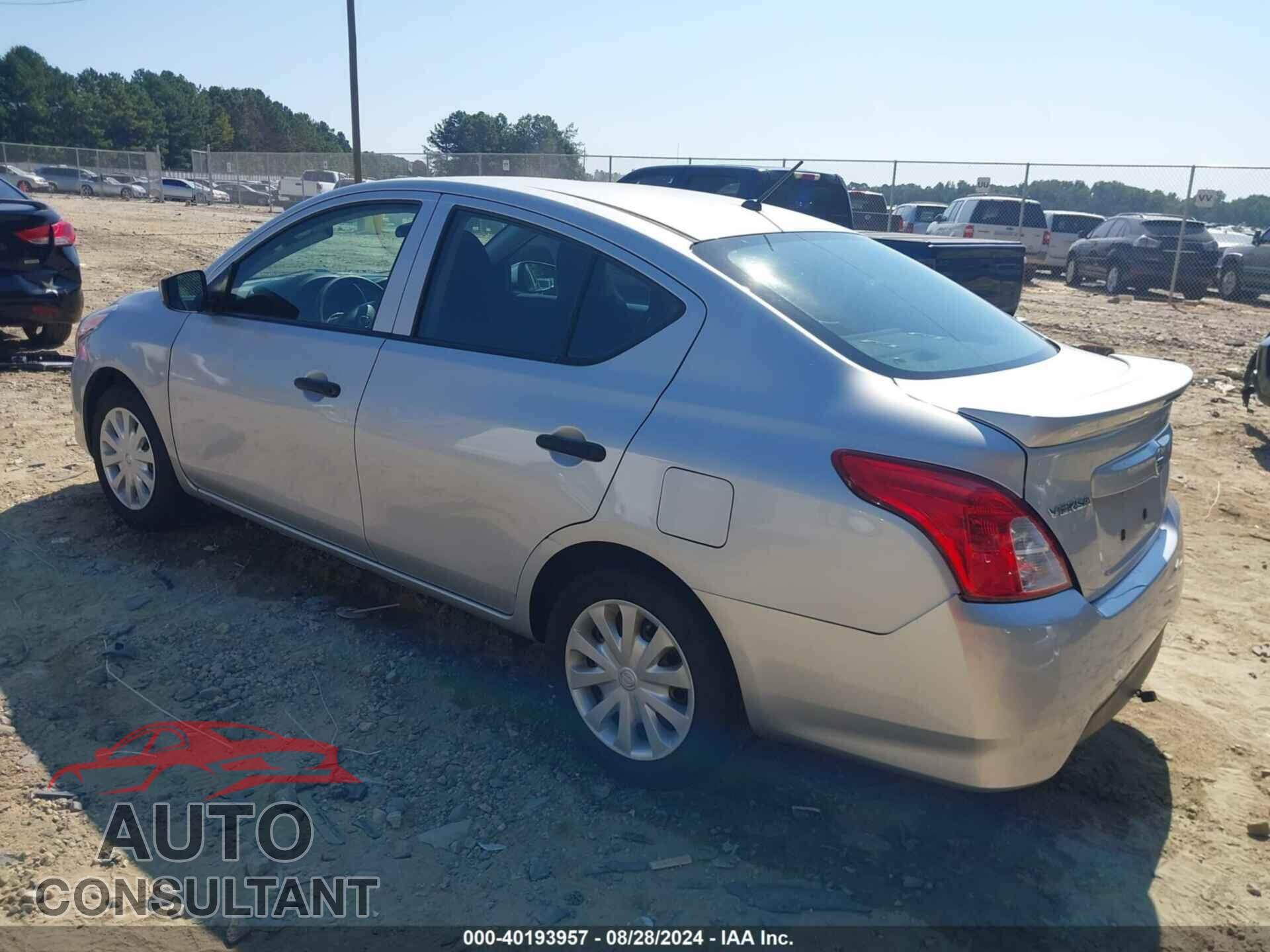 NISSAN VERSA 2017 - 3N1CN7AP1HL846271