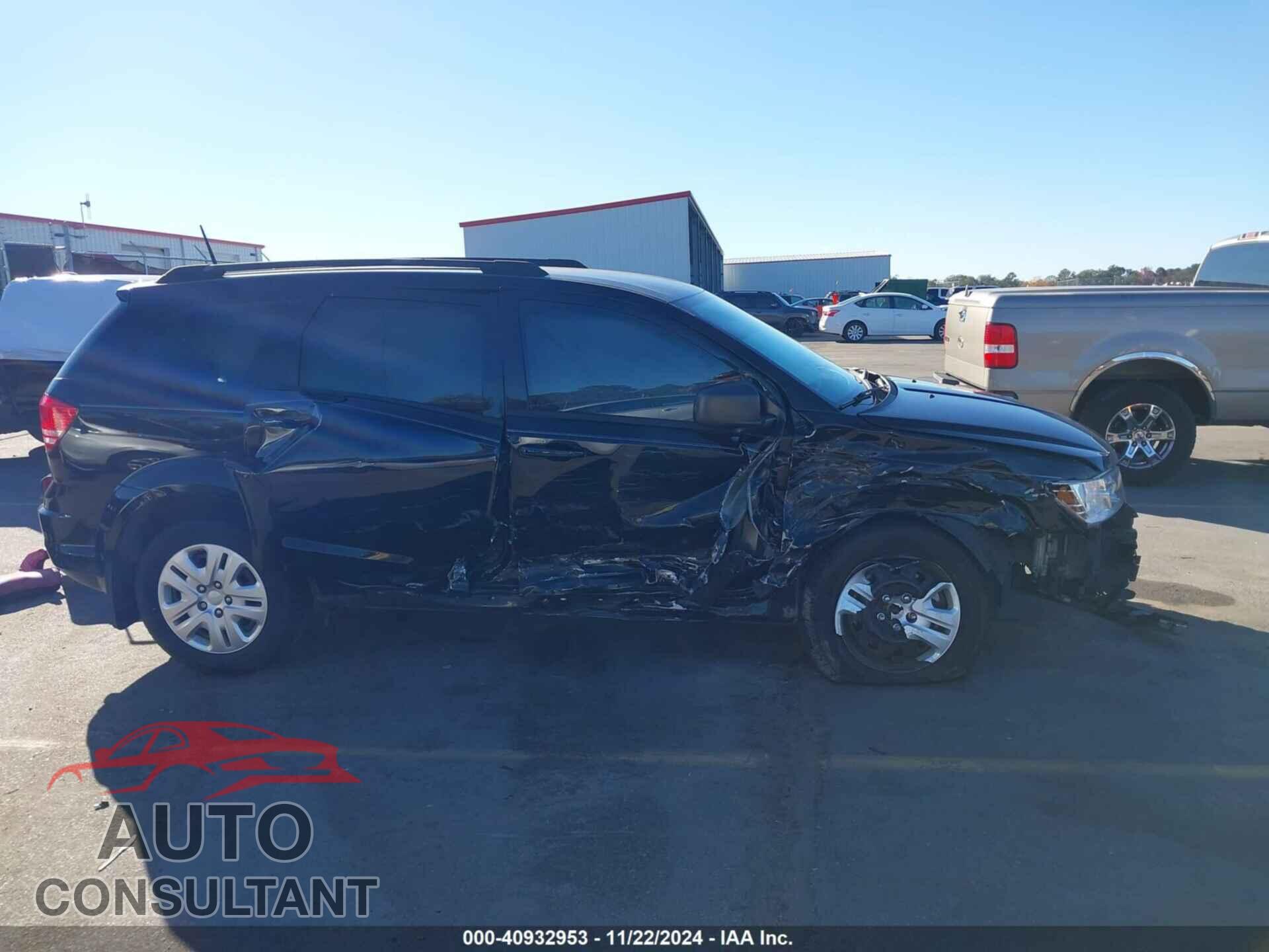 DODGE JOURNEY 2018 - 3C4PDCAB2JT517552