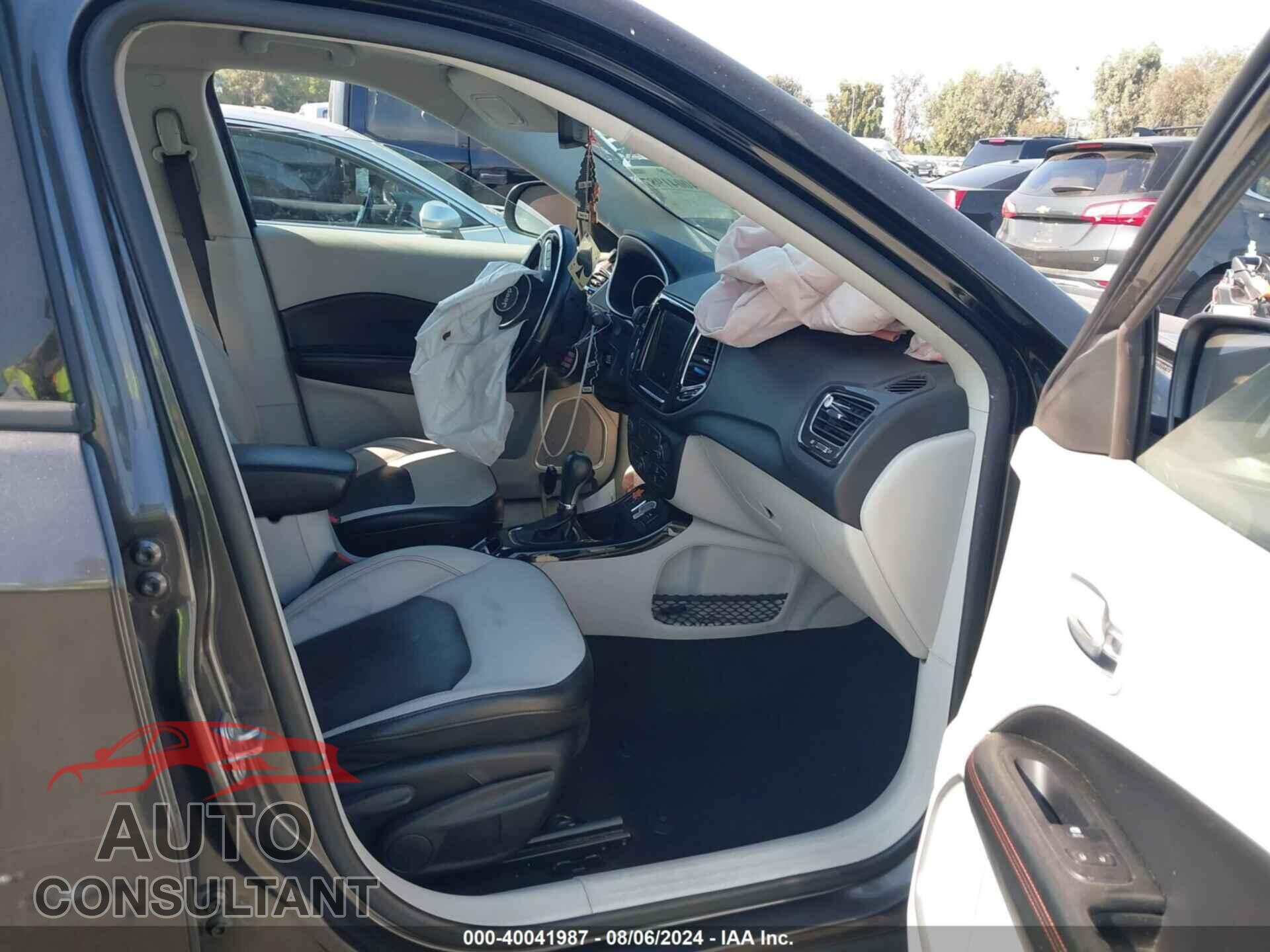 JEEP COMPASS 2020 - 3C4NJCCB6LT152440