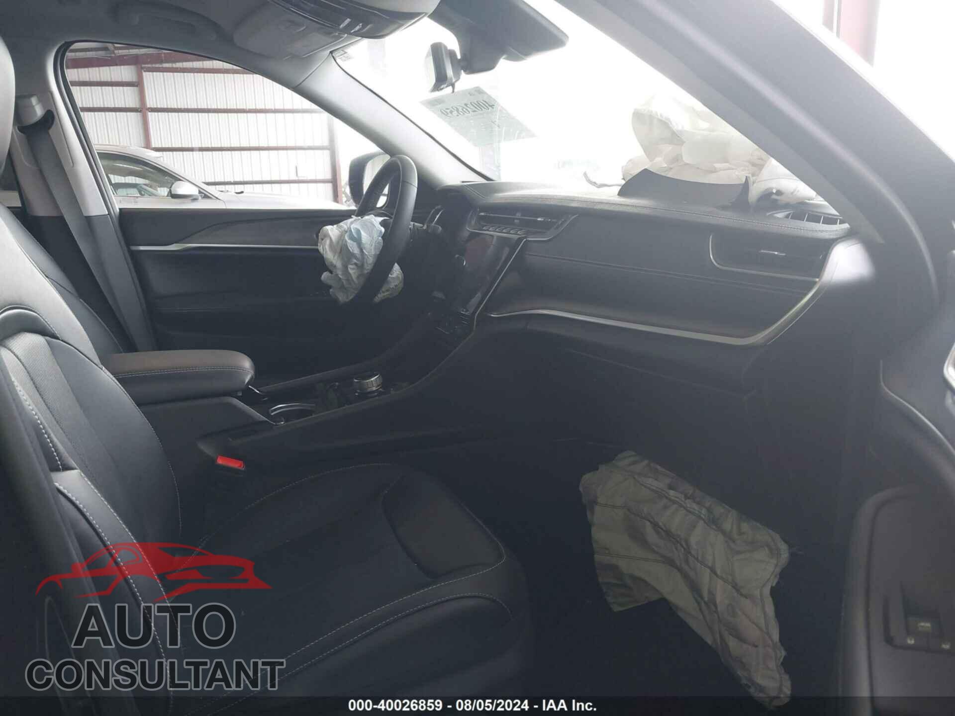 JEEP GRAND CHEROKEE 2023 - 1C4RJGBG8PC537117