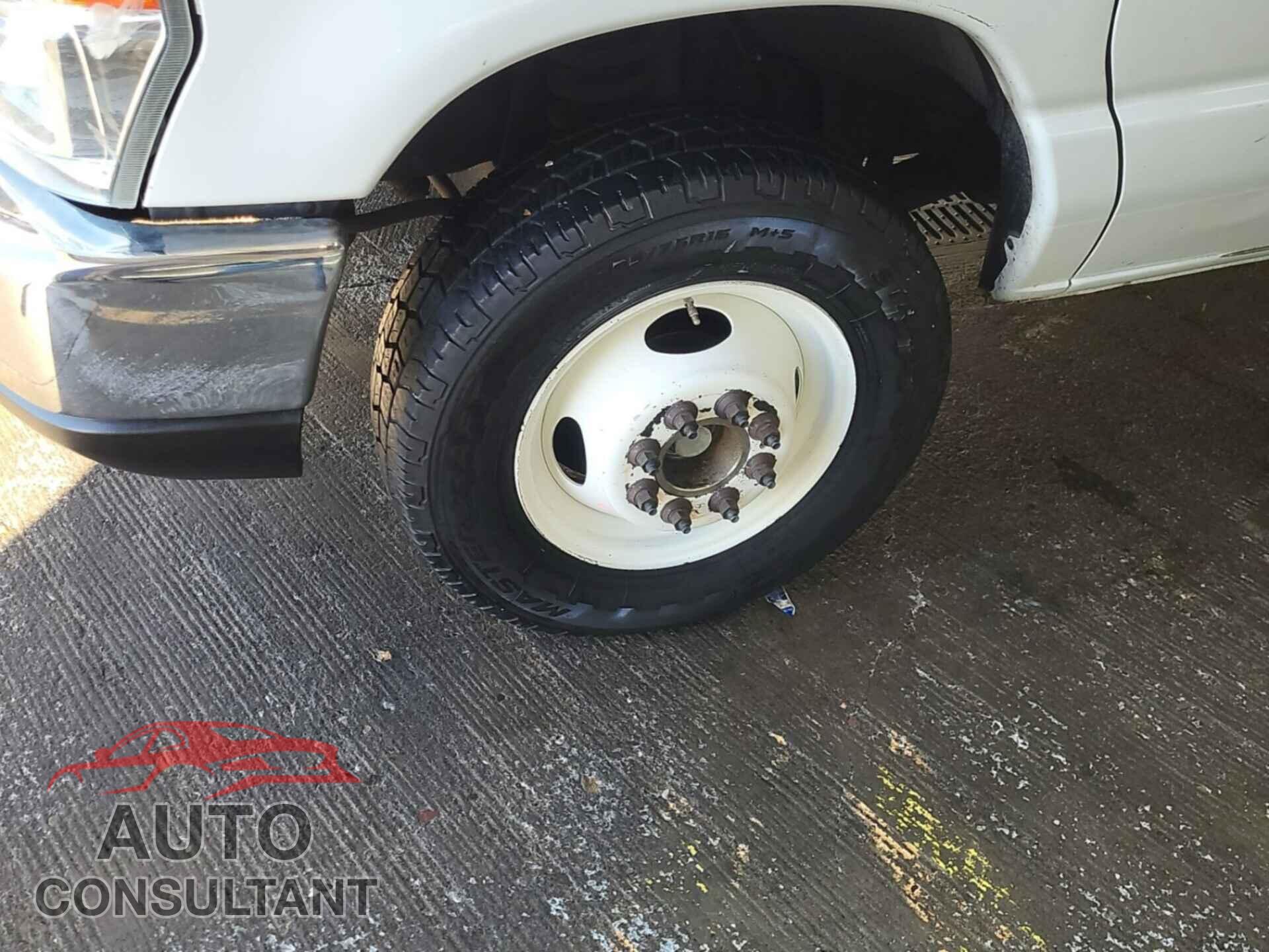 FORD ECONOLINE 2016 - 1FDXE4FS7GDC17026