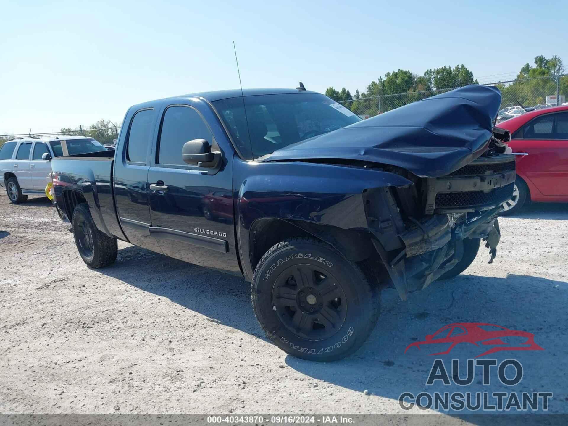 CHEVROLET SILVERADO 1500 2011 - 1GCRKSE34BZ223771