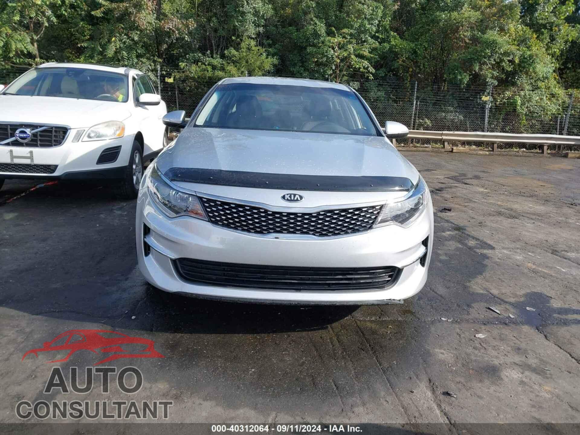KIA OPTIMA 2018 - 5XXGU4L38JG185656