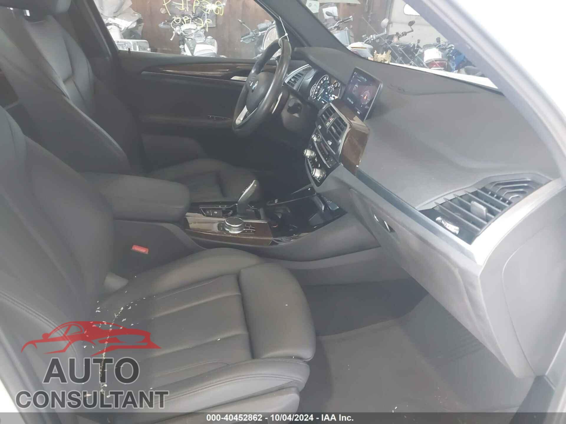 BMW X3 2019 - 5UXTR9C55KLE16806