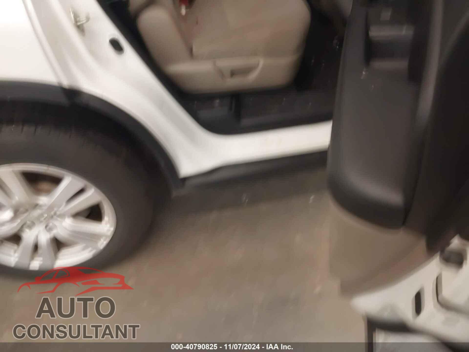 HONDA PILOT 2018 - 5FNYF6H14JB066491
