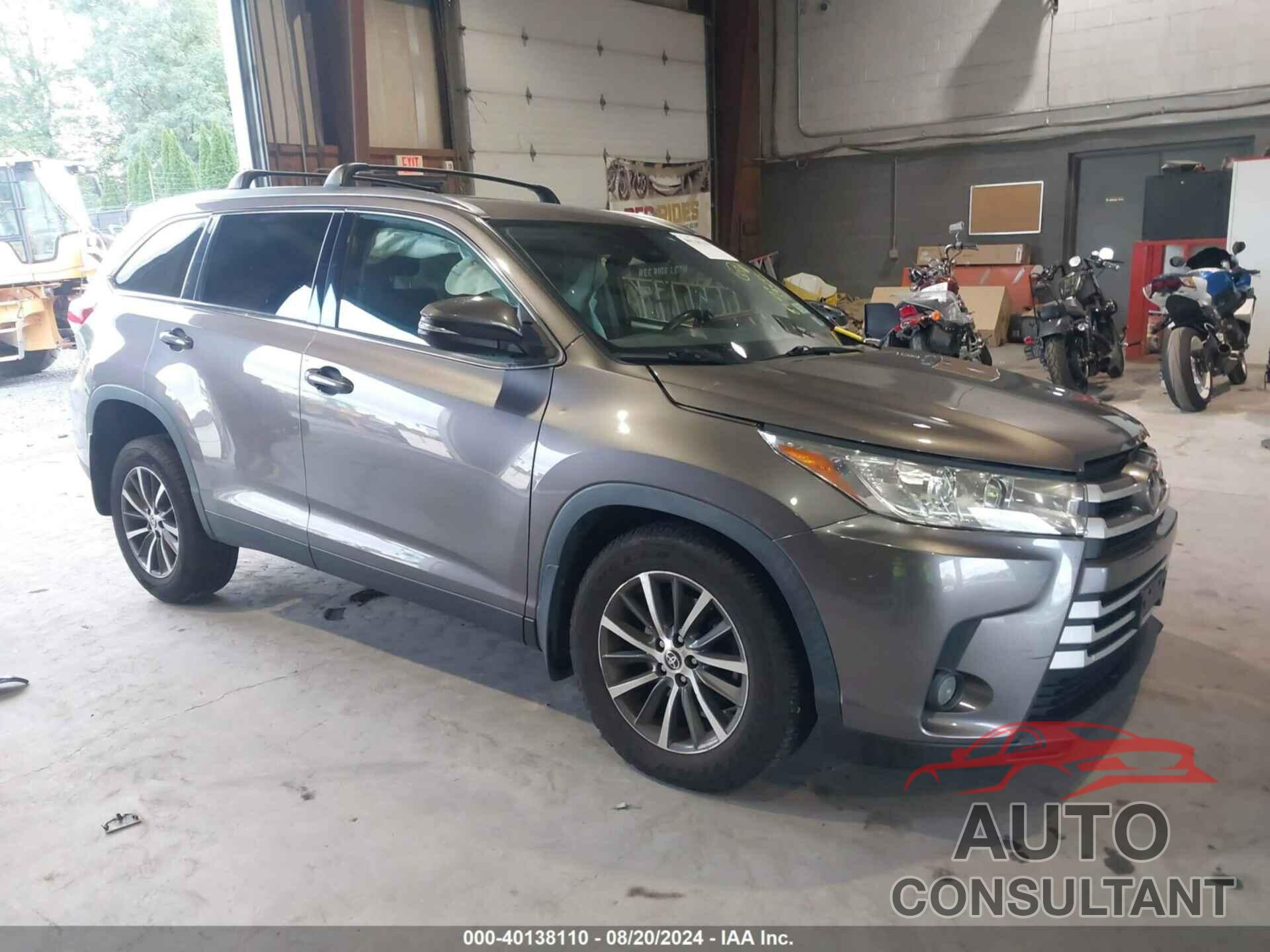 TOYOTA HIGHLANDER 2019 - 5TDJZRFH2KS626936