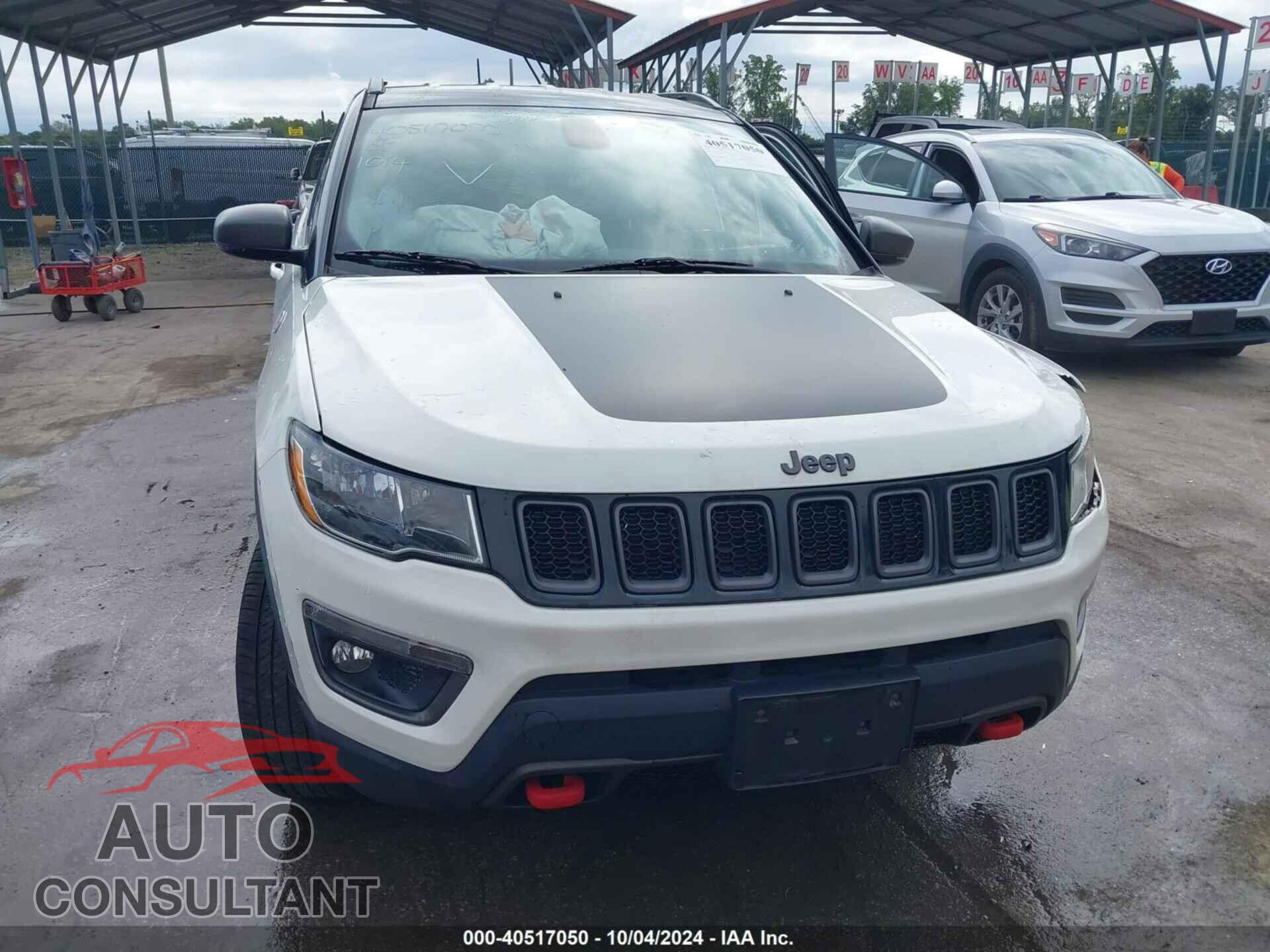 JEEP COMPASS 2019 - 3C4NJDDB8KT686039