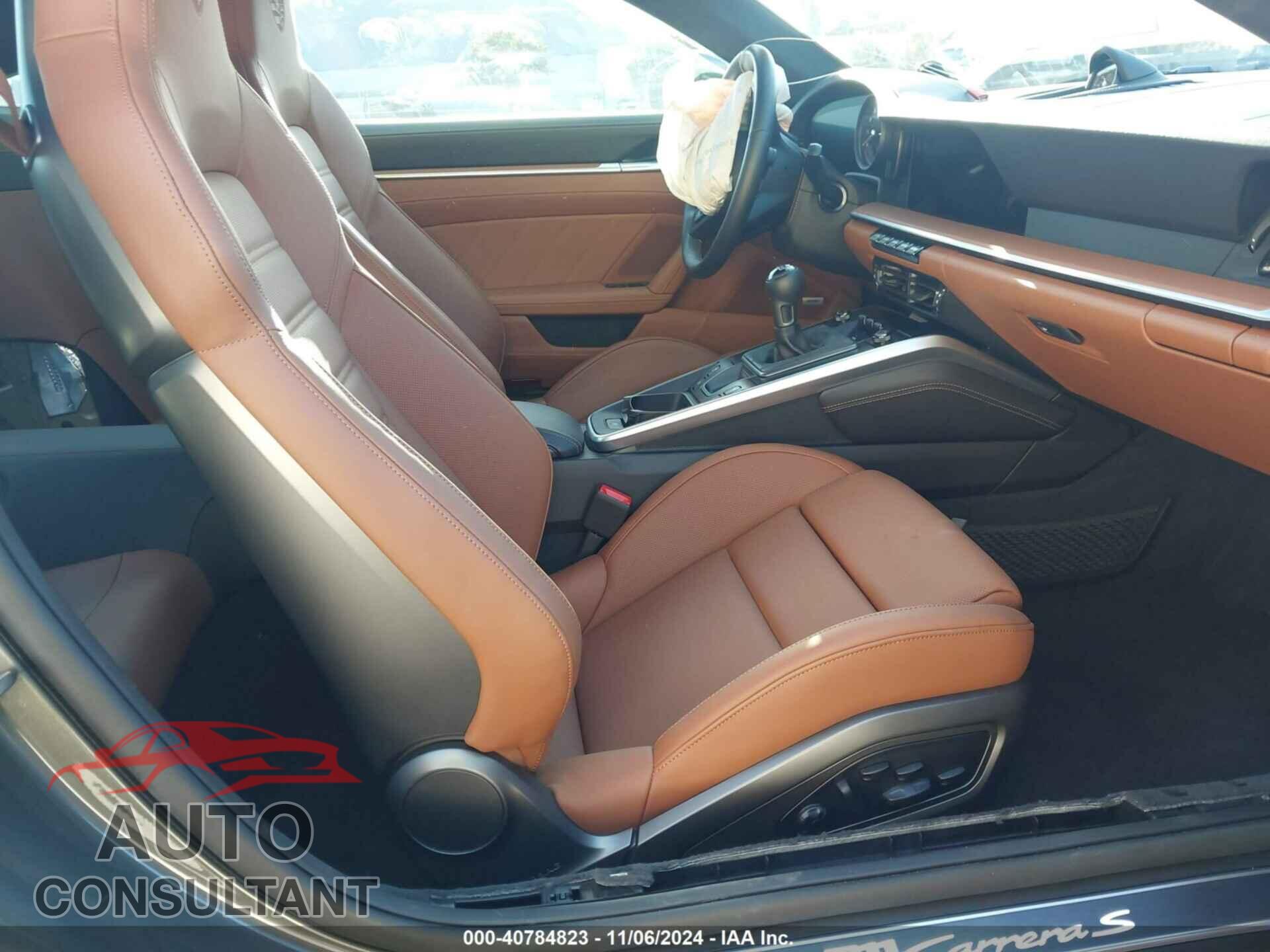 PORSCHE 911 2024 - WP0AB2A95RS219691