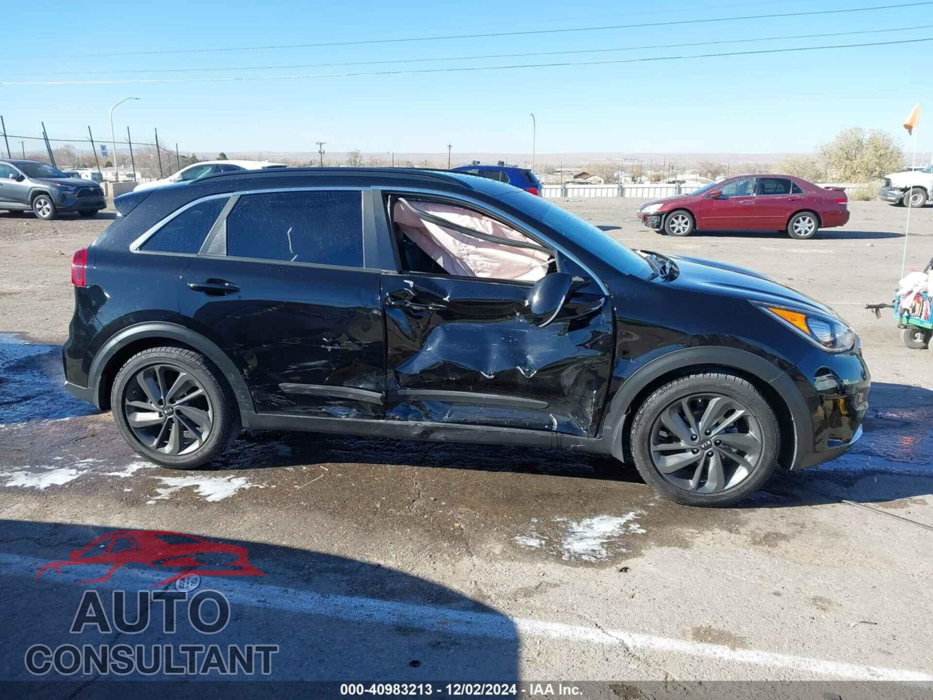 KIA NIRO 2017 - KNDCC3LC8H5068542