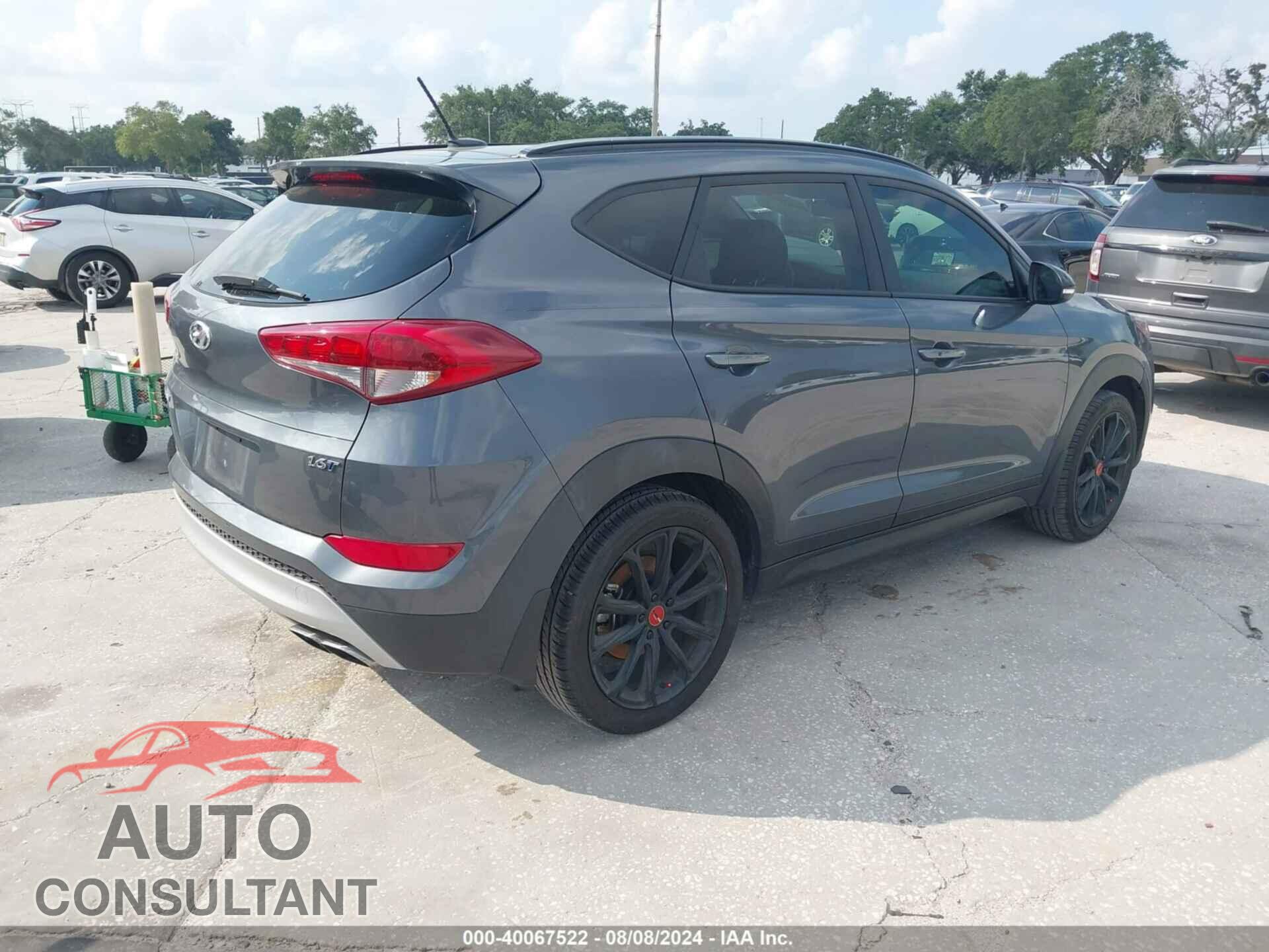 HYUNDAI TUCSON 2017 - KM8J33A29HU482075