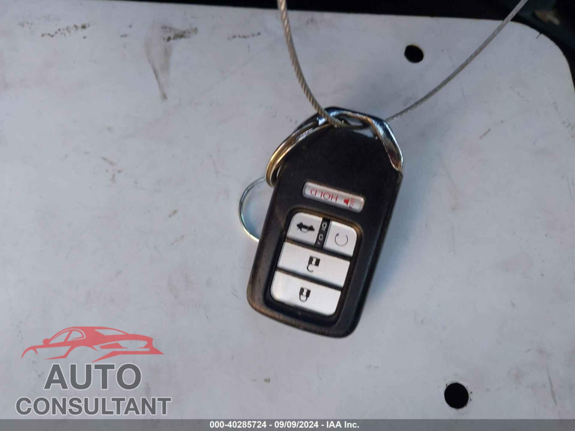 HONDA CIVIC 2018 - 2HGFC2F71JH564143