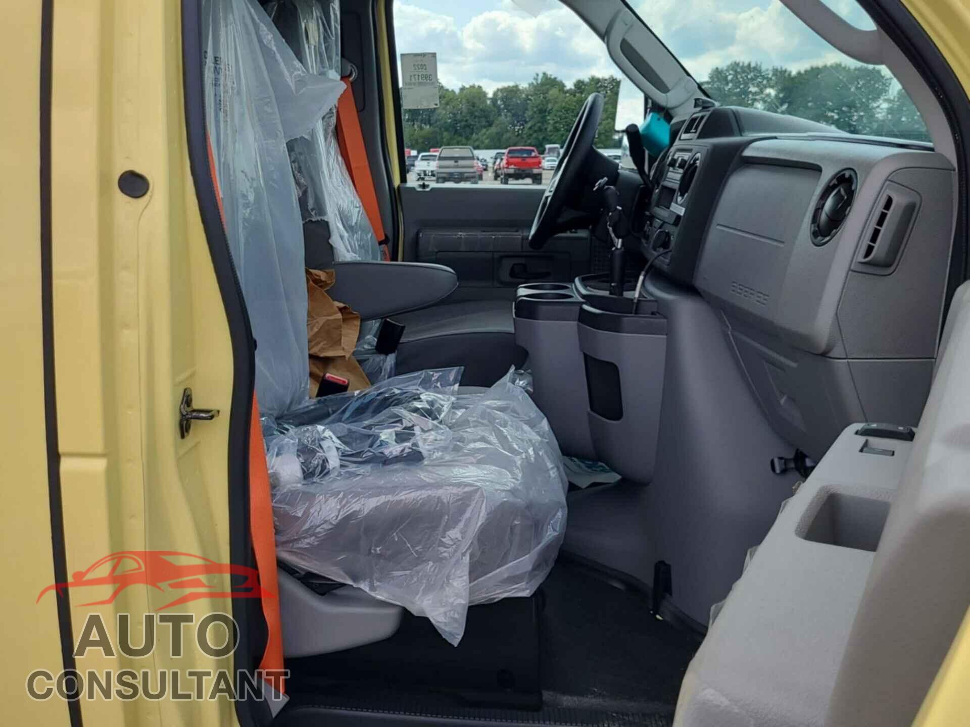 FORD ECONOLINE 2022 - 1FDXE4FN9NDC35163