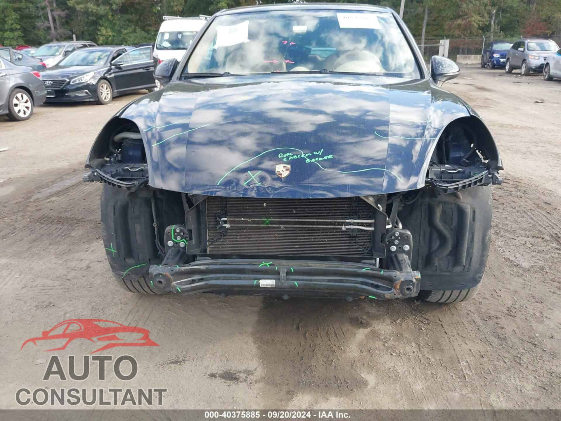 PORSCHE CAYENNE 2016 - WP1AA2A27GKA11197