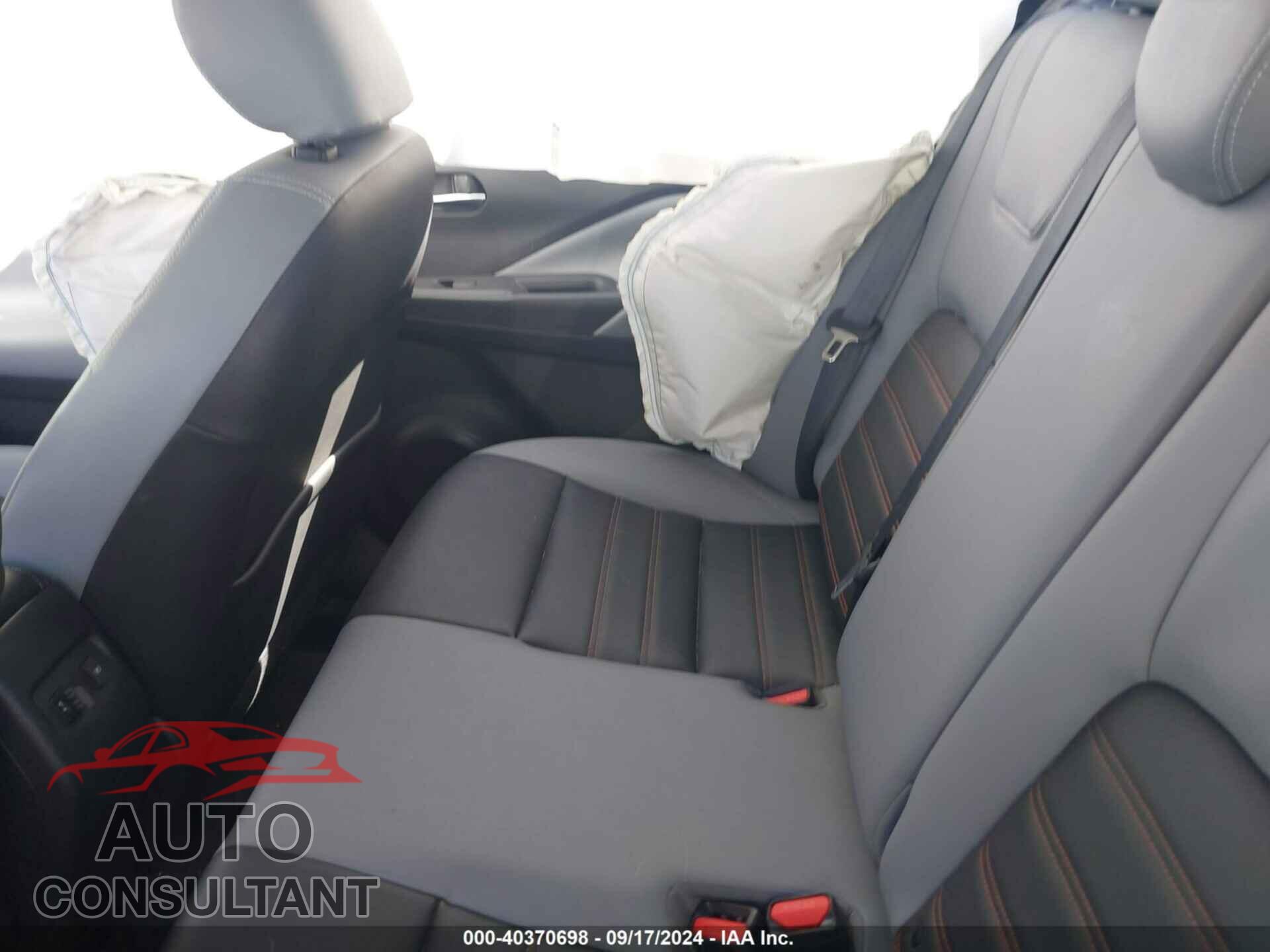 NISSAN KICKS 2023 - 3N1CPPD5EE1490203