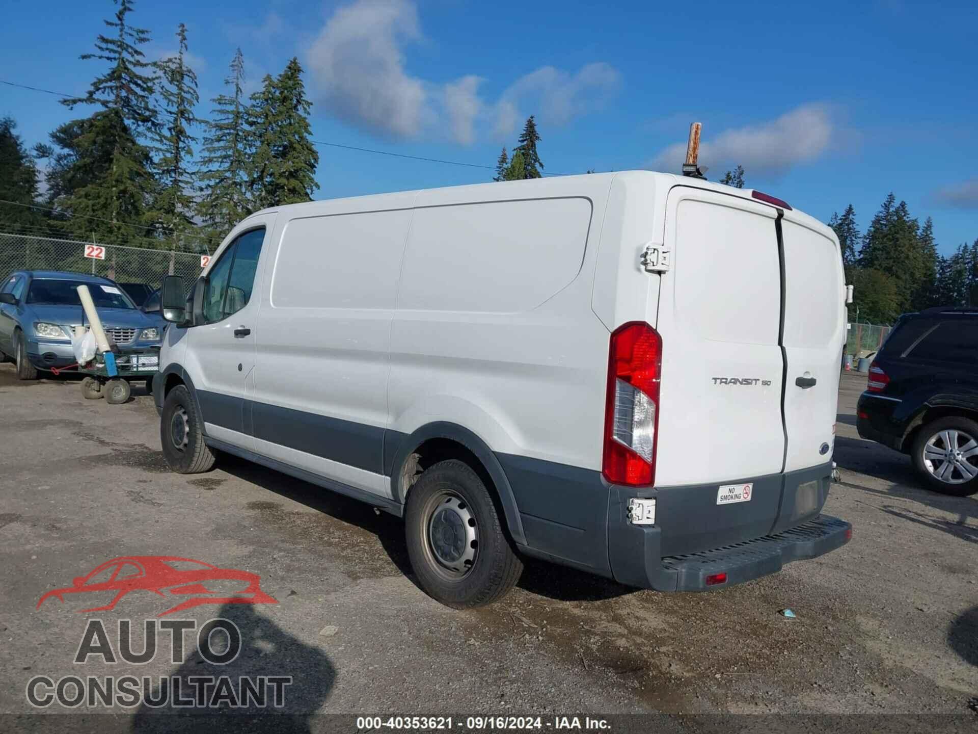 FORD TRANSIT-150 2015 - 1FTNE1YM3FKA64454