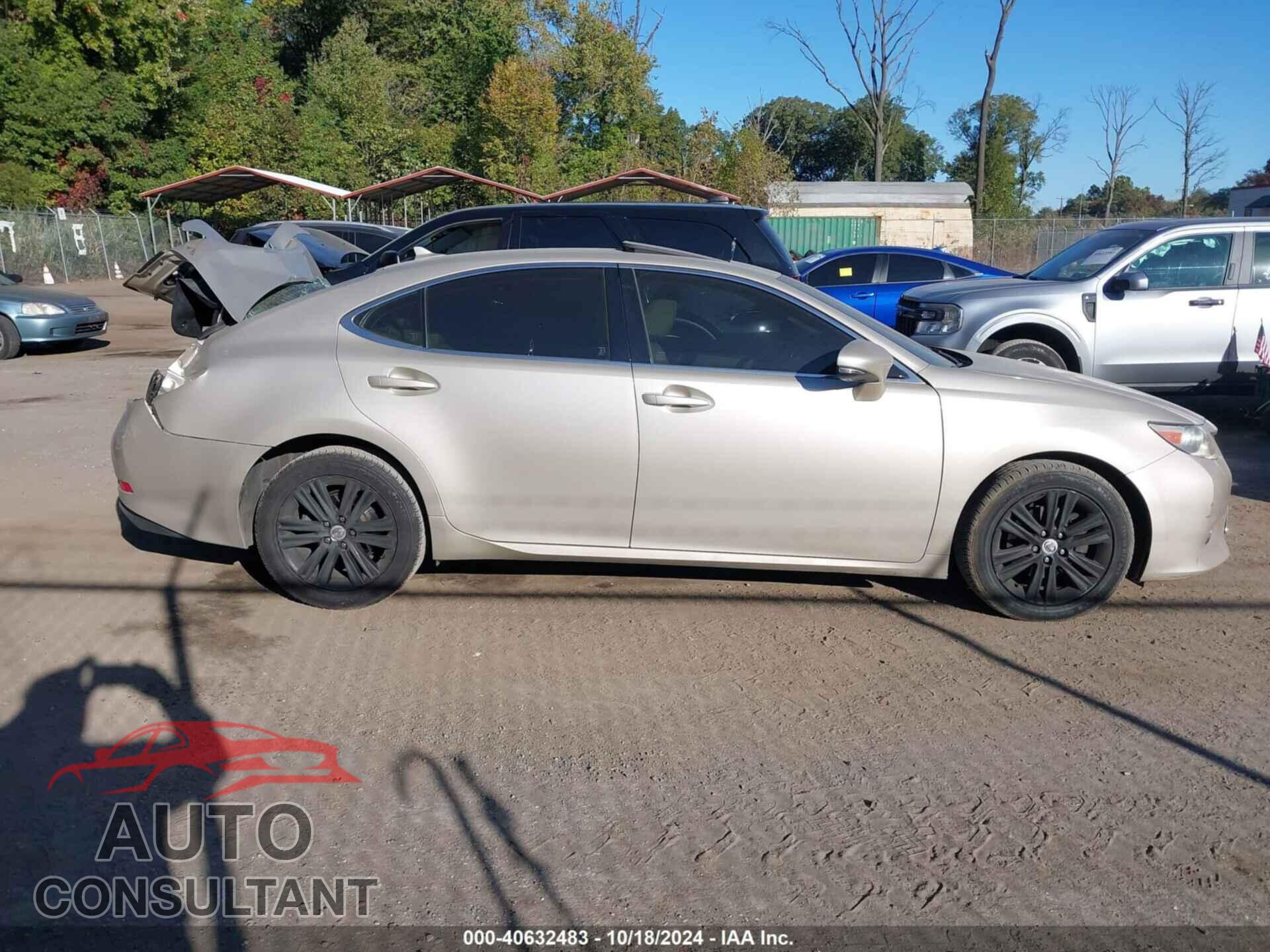 LEXUS ES 350 2013 - JTHBK1GG7D2045229