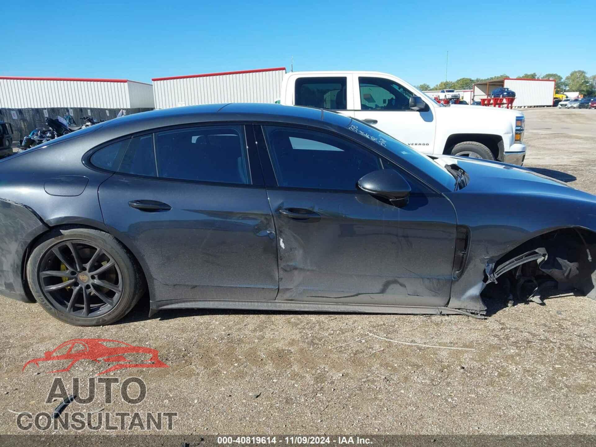 PORSCHE PANAMERA 2018 - WP0AA2A73JL101073