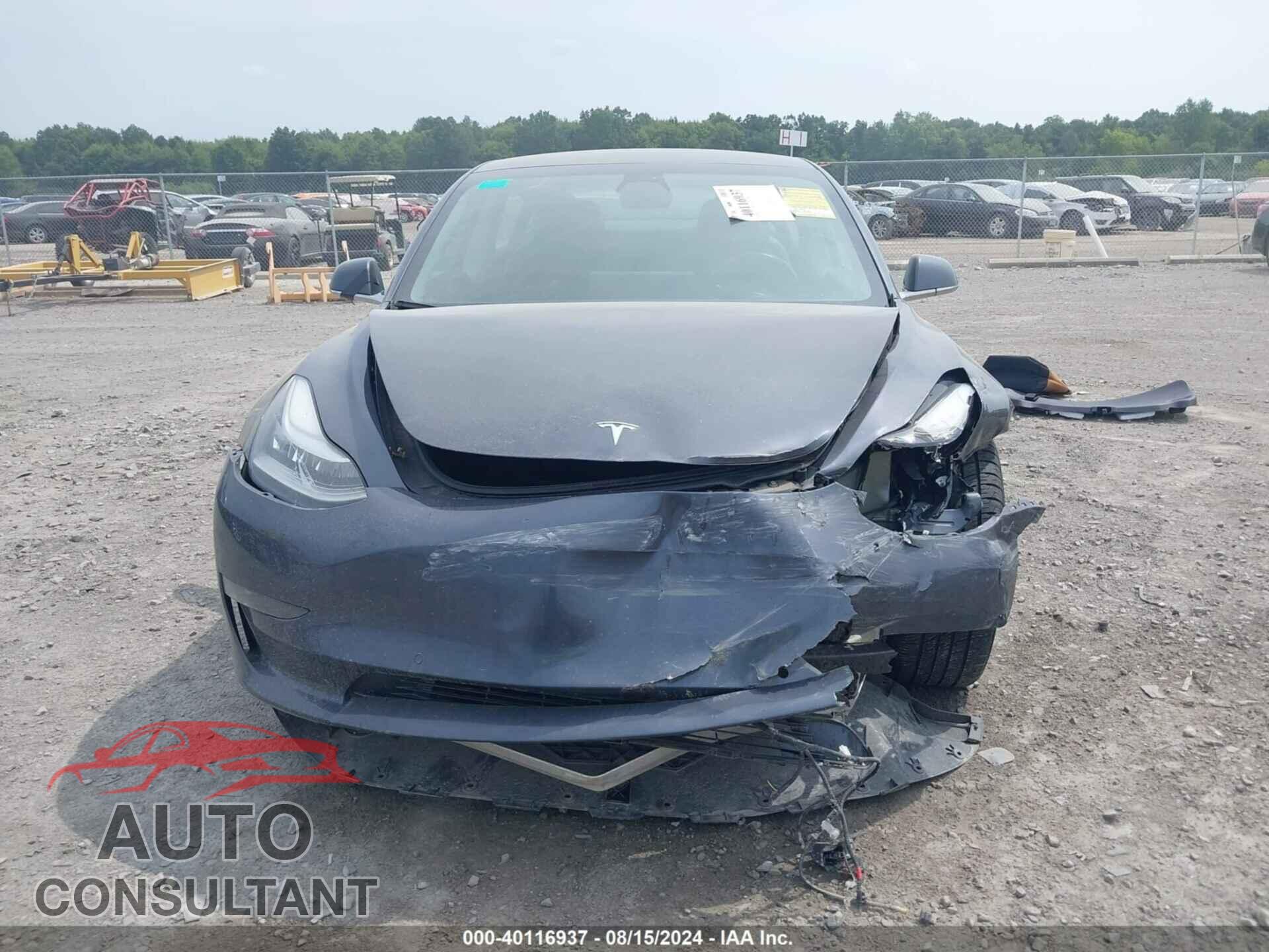 TESLA MODEL 3 2018 - 5YJ3E1EA5JF052751