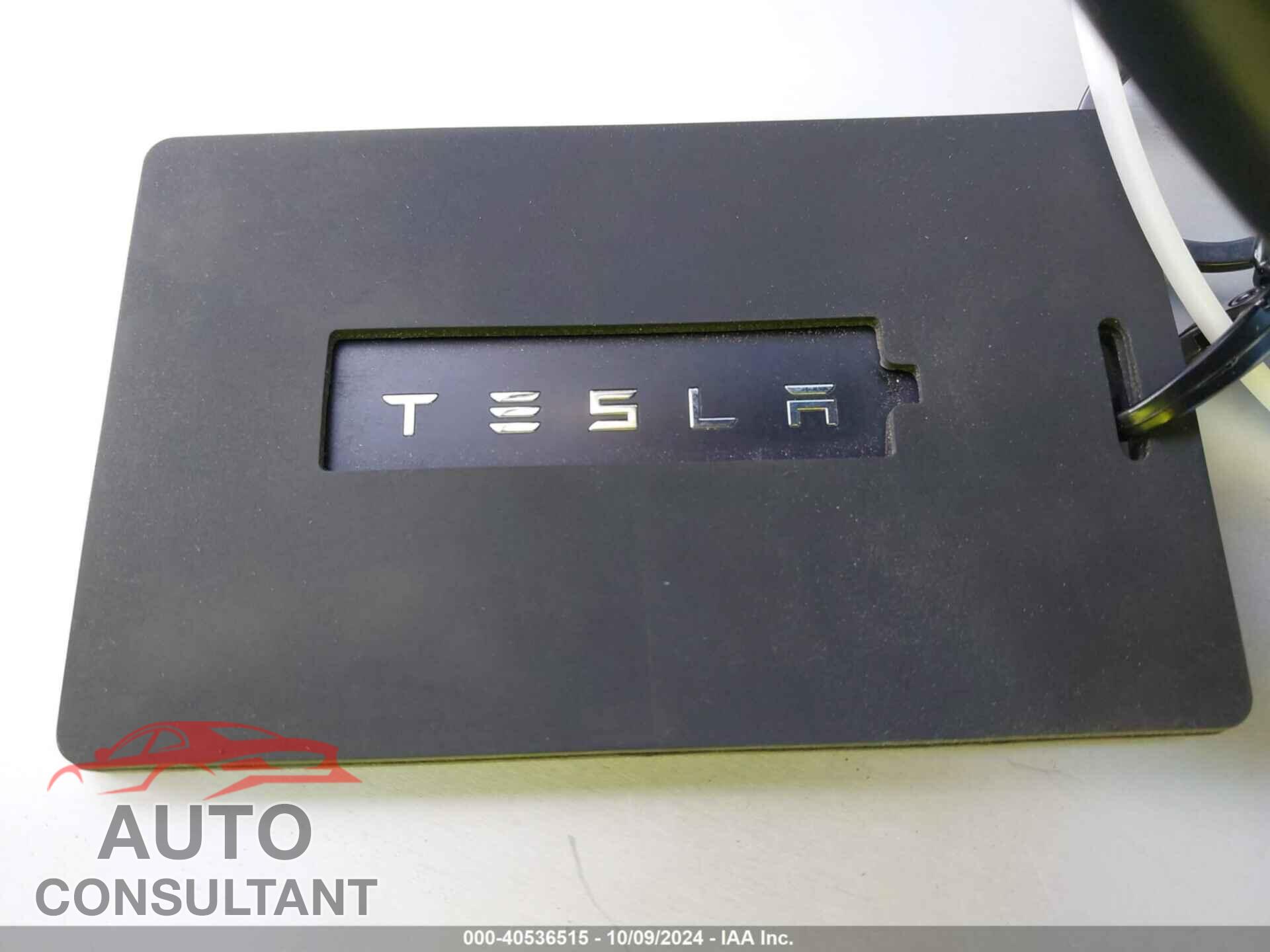 TESLA MODEL 3 2020 - 5YJ3E1EAXLF643922