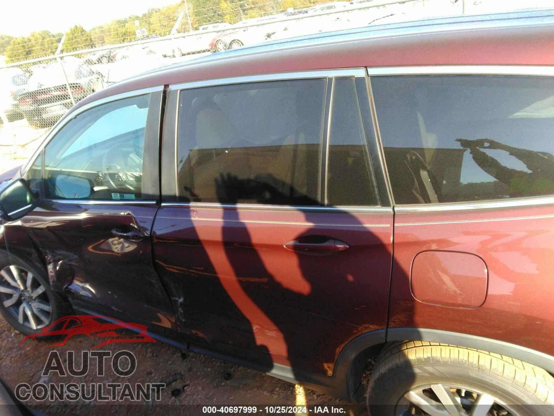 HONDA PILOT 2020 - 5FNYF5H59LB018145