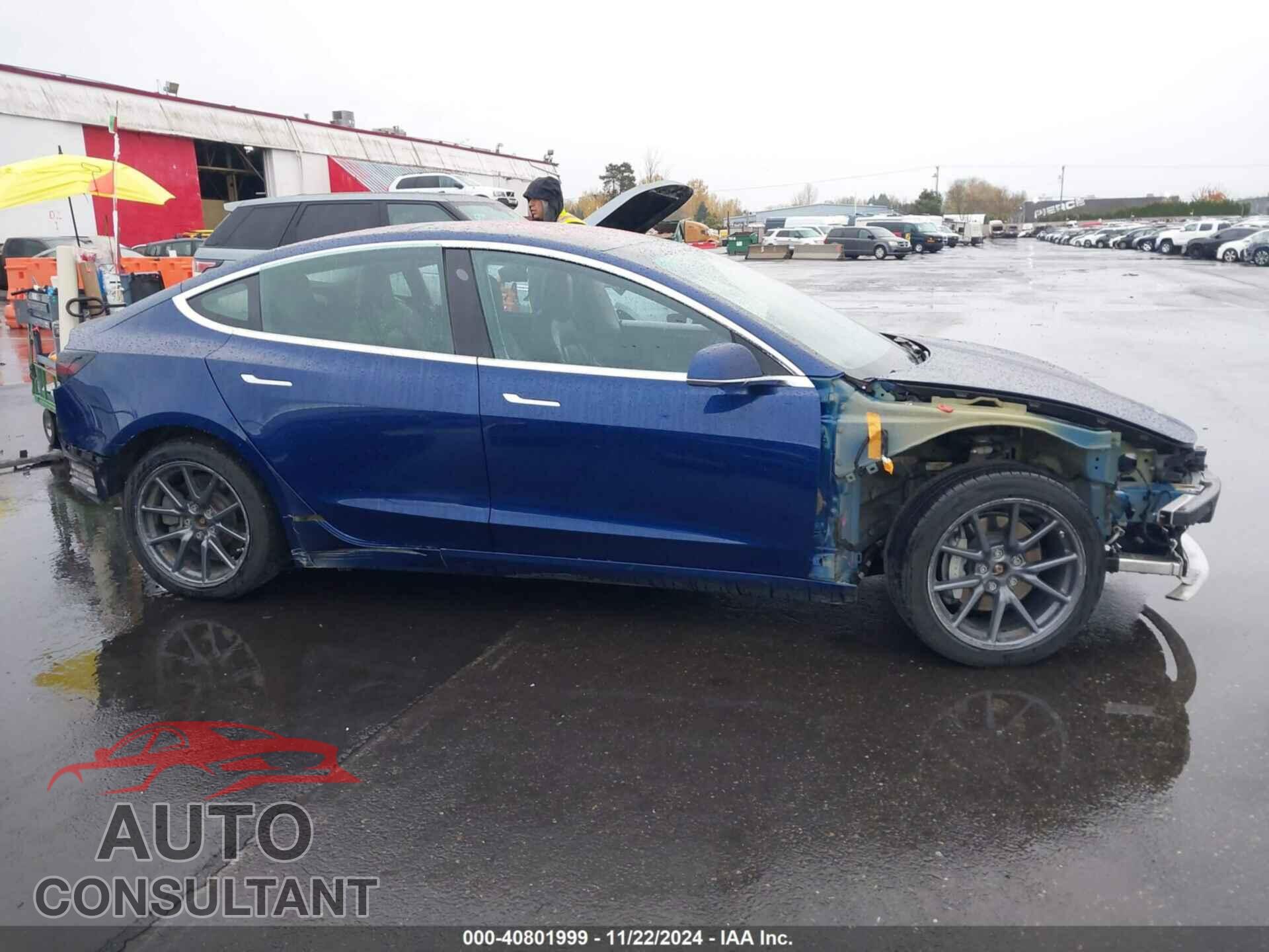 TESLA MODEL 3 2018 - 5YJ3E1EB9JF130585