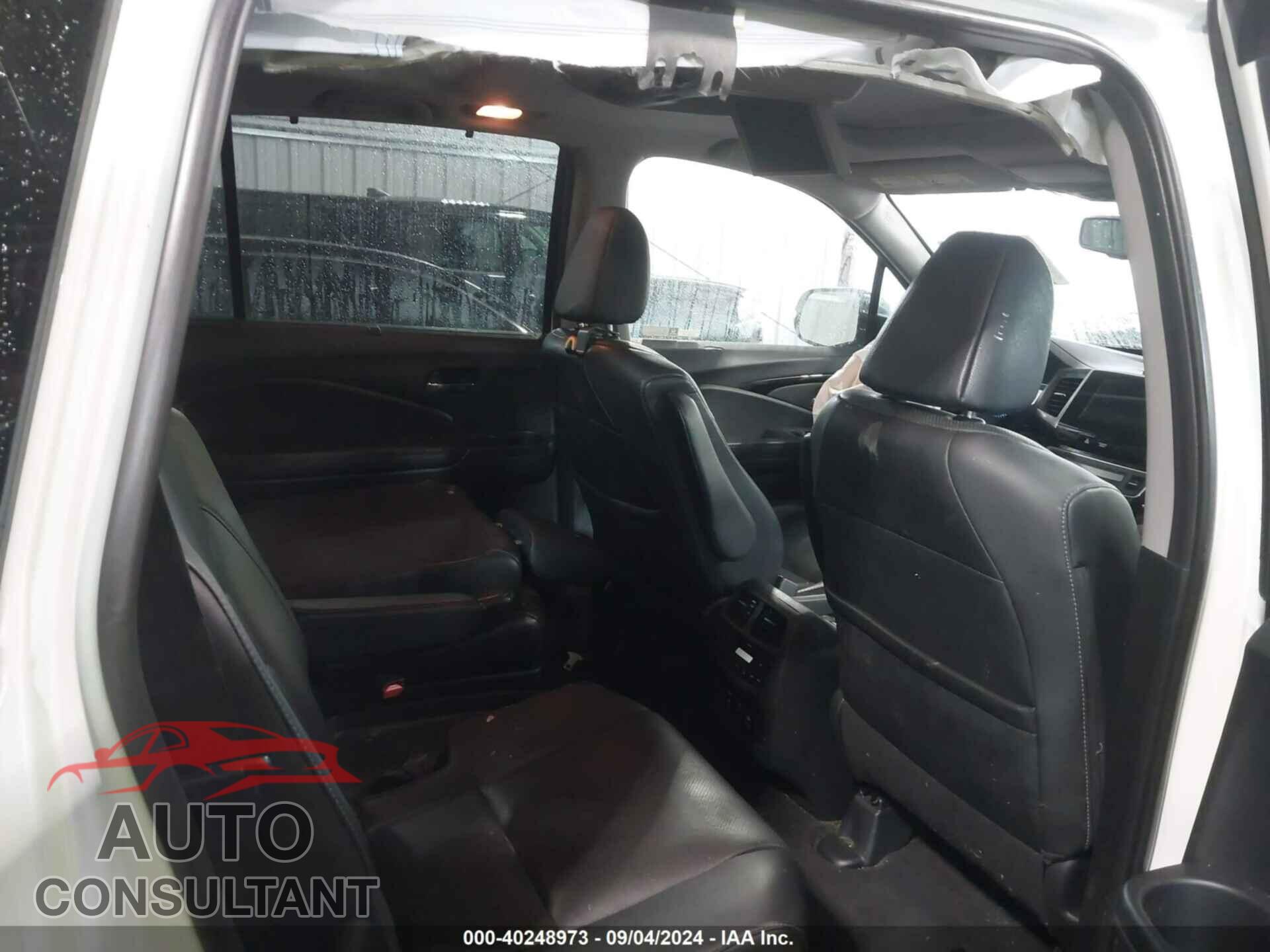 HONDA PILOT 2017 - 5FNYF6H03HB098303