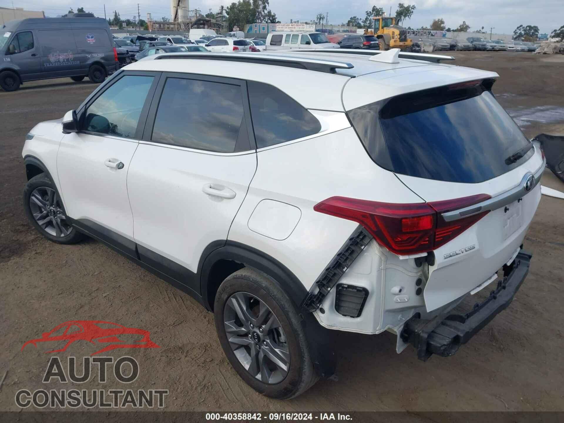 KIA SELTOS 2021 - KNDEU2AA1M7129486