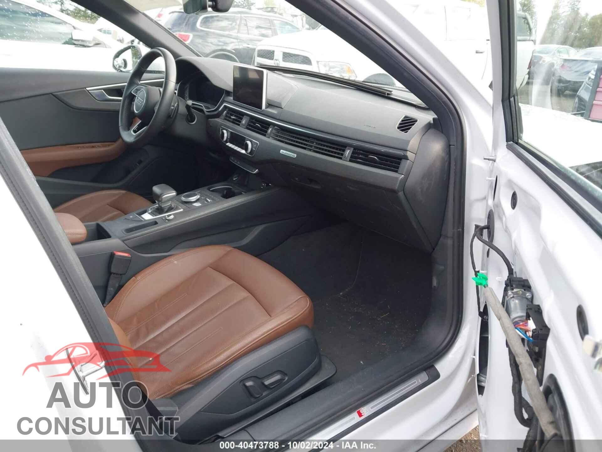 AUDI A4 2017 - WAUDNAF41HN041395