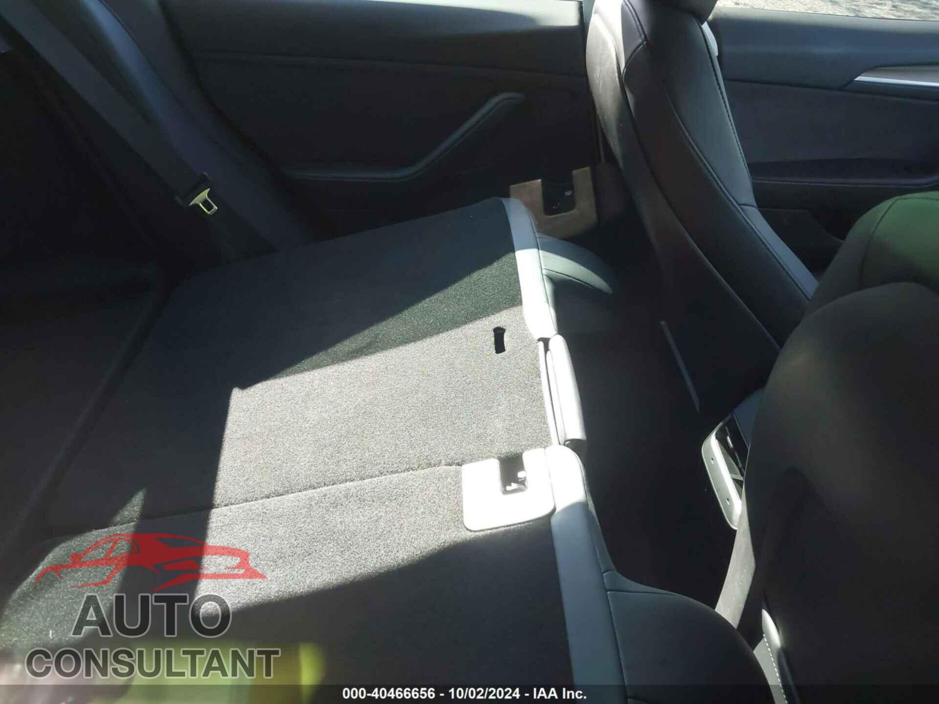 TESLA MODEL 3 2021 - 5YJ3E1EC5MF984907