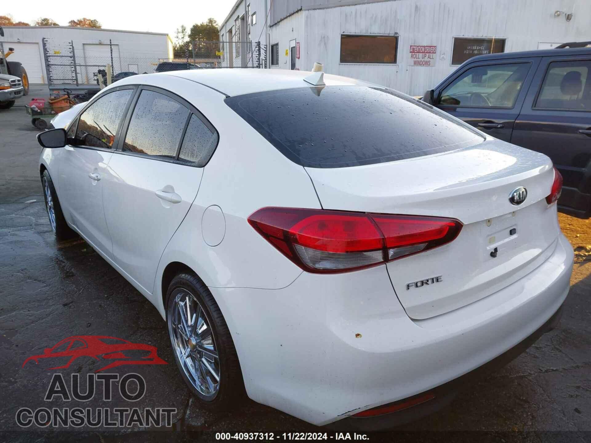 KIA FORTE 2017 - 3KPFK4A74HE046280