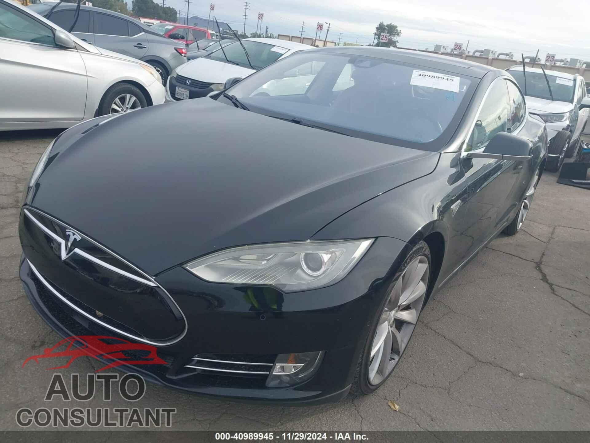 TESLA MODEL S 2015 - 5YJSA1E29FF105930