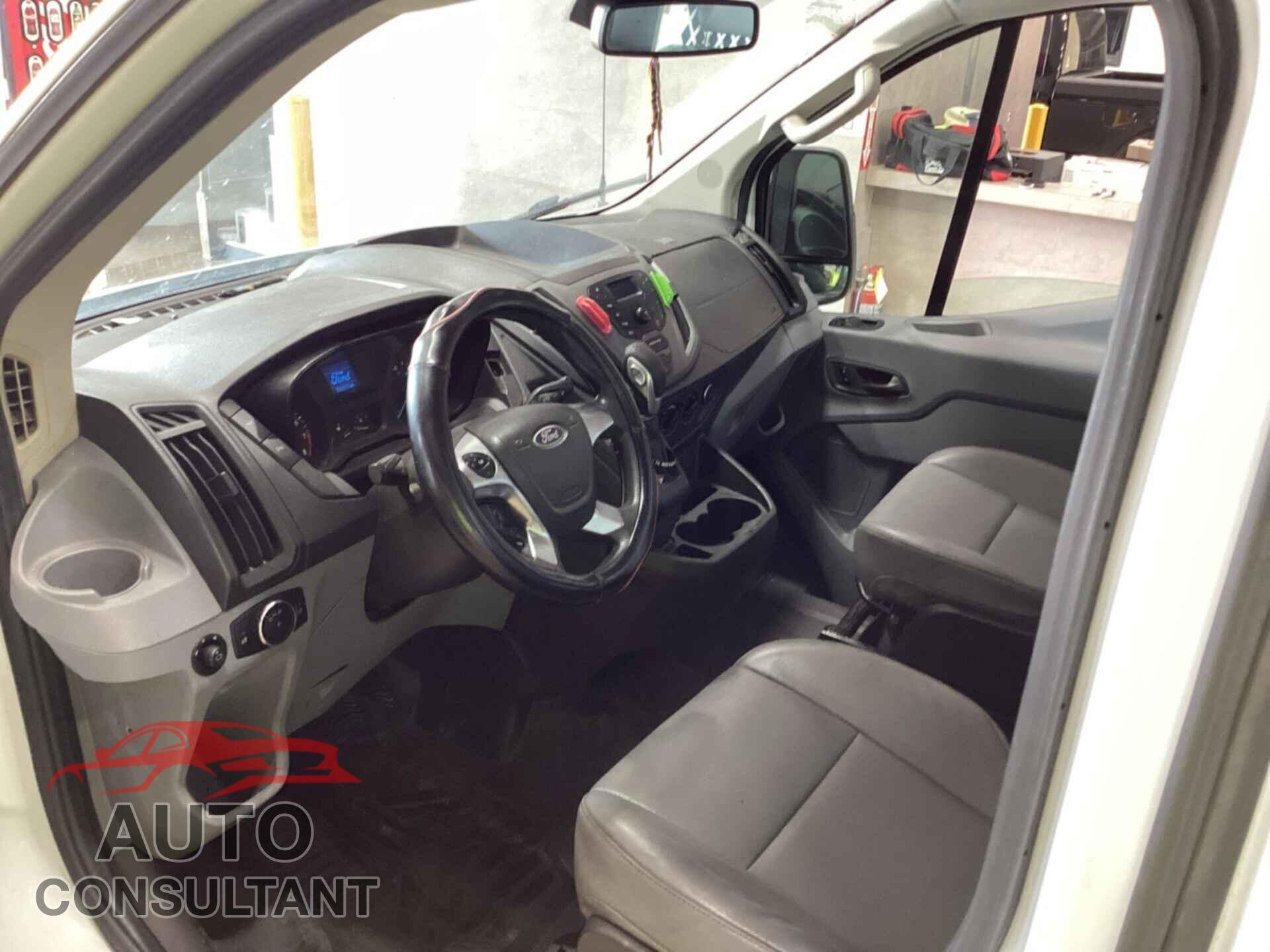 FORD TRANSIT-150 2016 - 1FTYE1YM6GKB15539