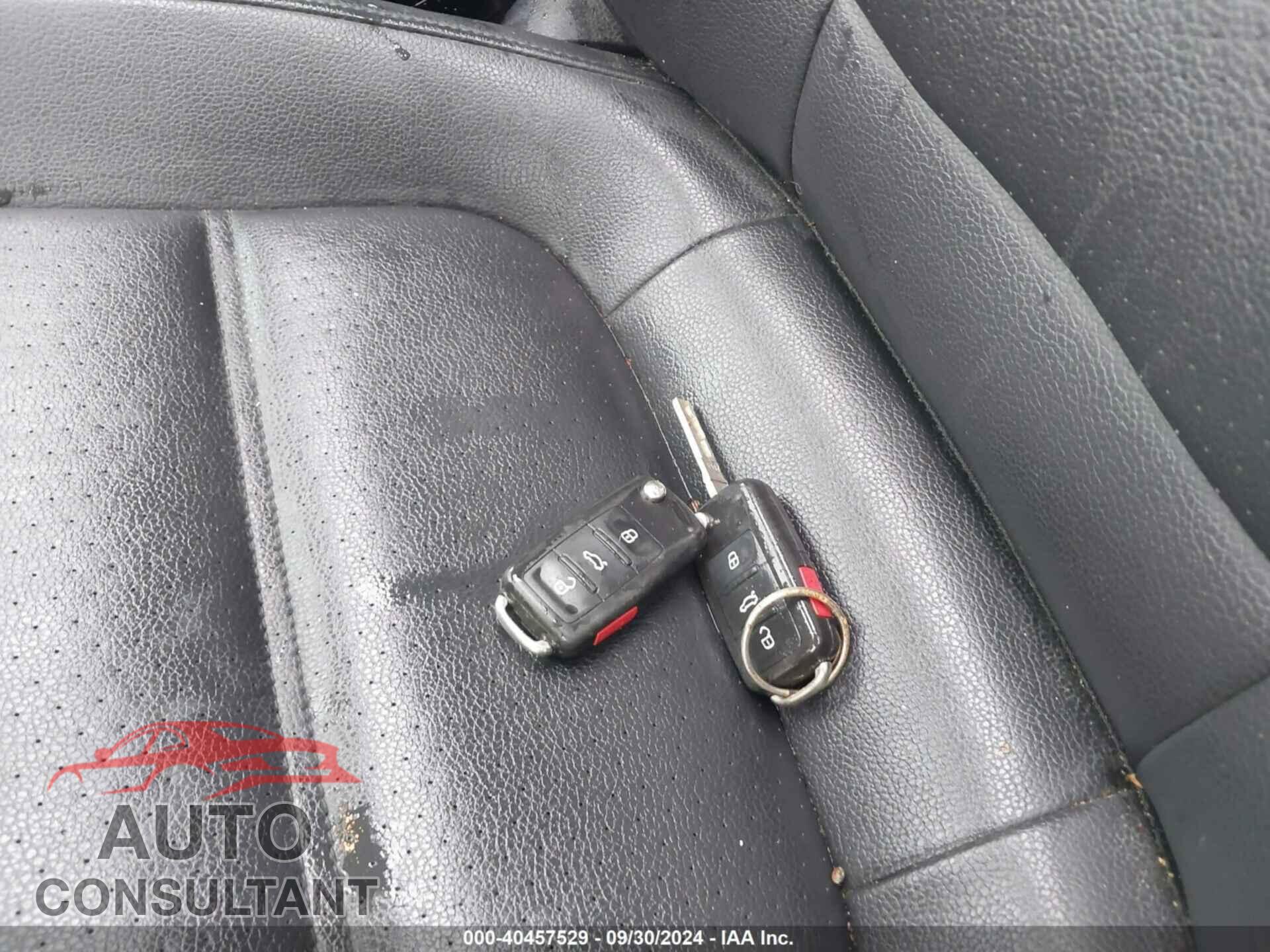 VOLKSWAGEN JETTA 2017 - 3VWDB7AJ4HM200980