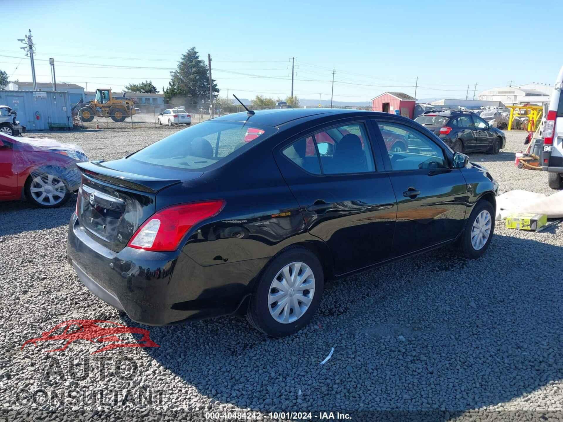 NISSAN VERSA 2017 - 3N1CN7AP4HL822871