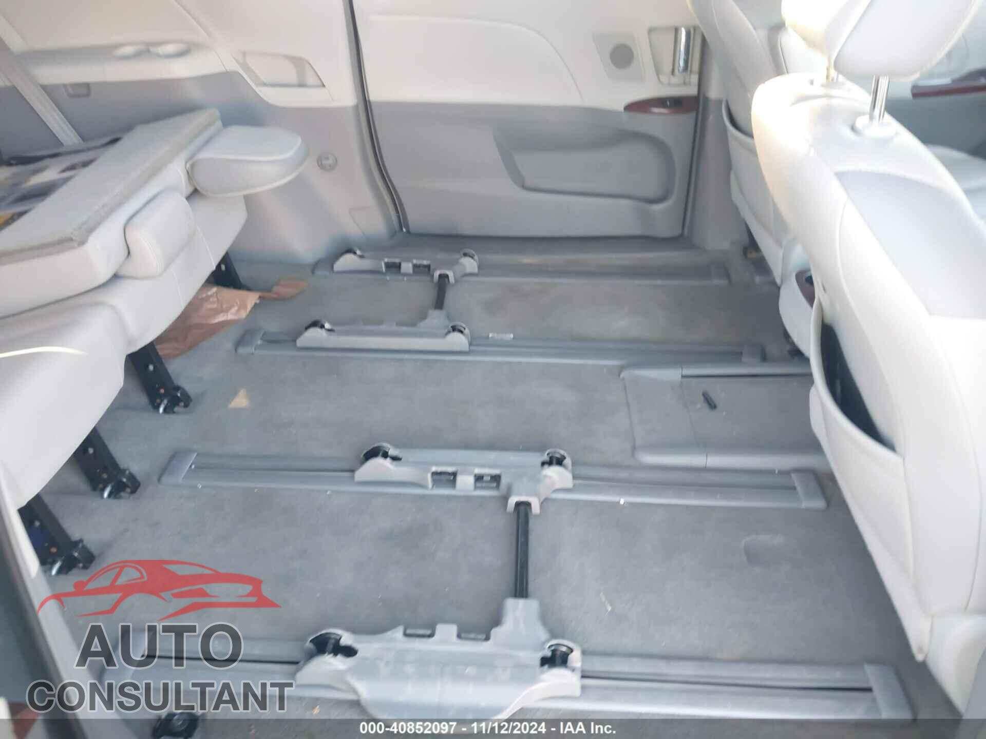 TOYOTA SIENNA 2012 - 5TDDK3DC7CS035122