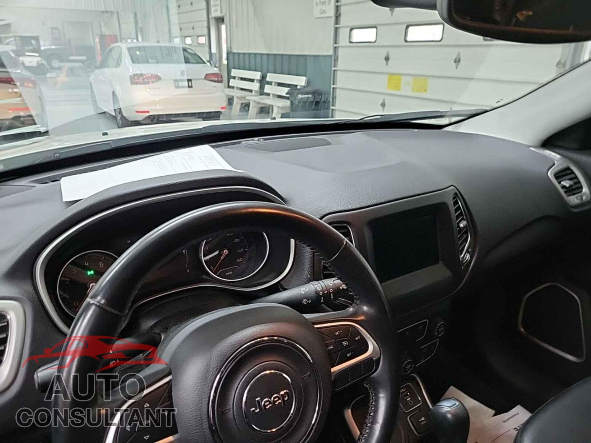 JEEP COMPASS 2020 - 3C4NJDBB3LT250218