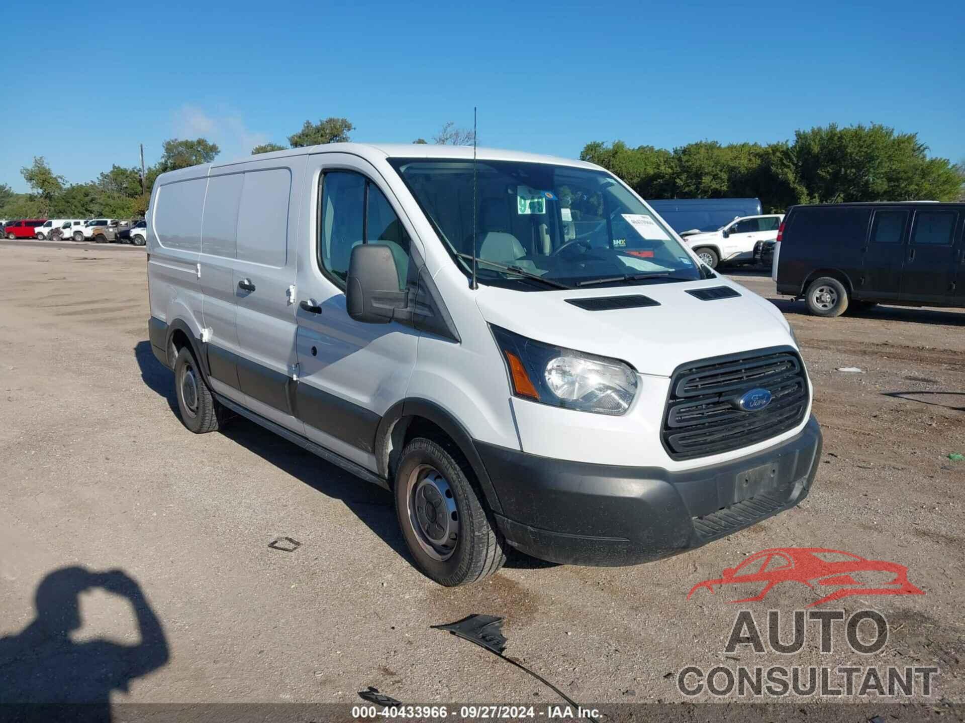 FORD TRANSIT-150 2019 - 1FTYE1ZM5KKA01720