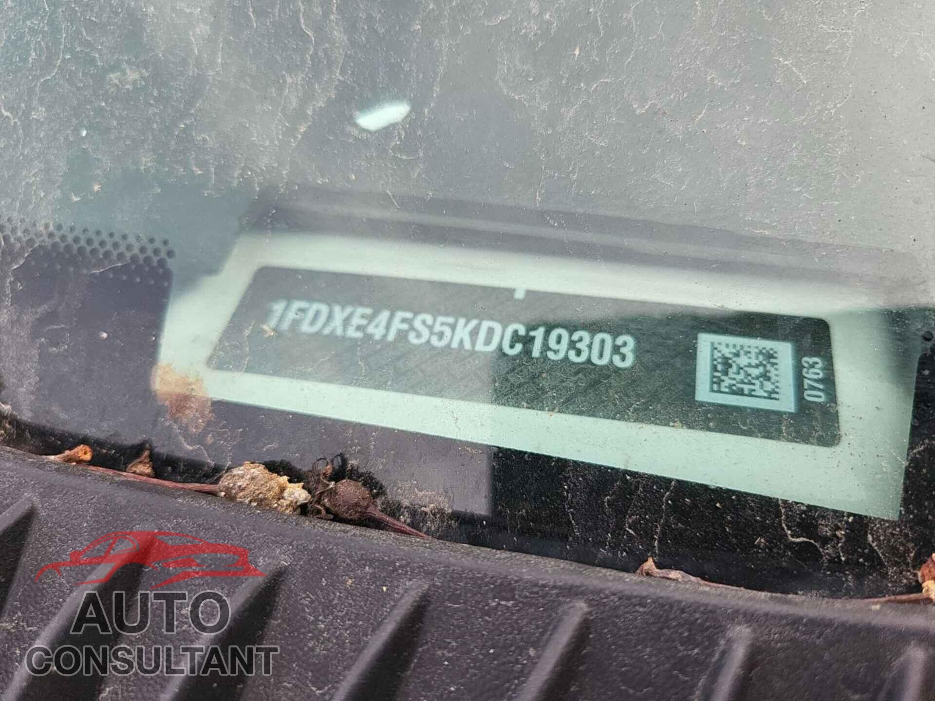 FORD ECONOLINE 2019 - 1FDXE4FS5KDC19303