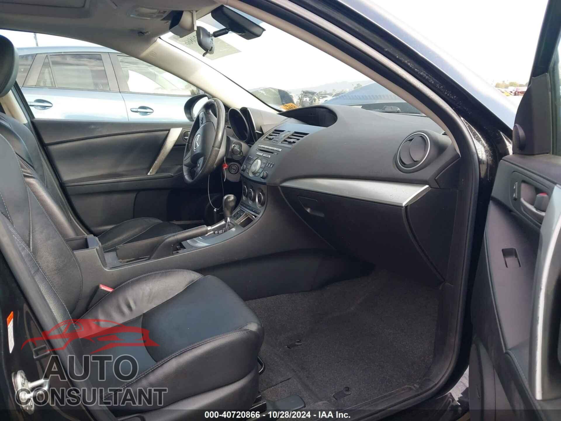 MAZDA MAZDA3 2011 - JM1BL1M51B1484558