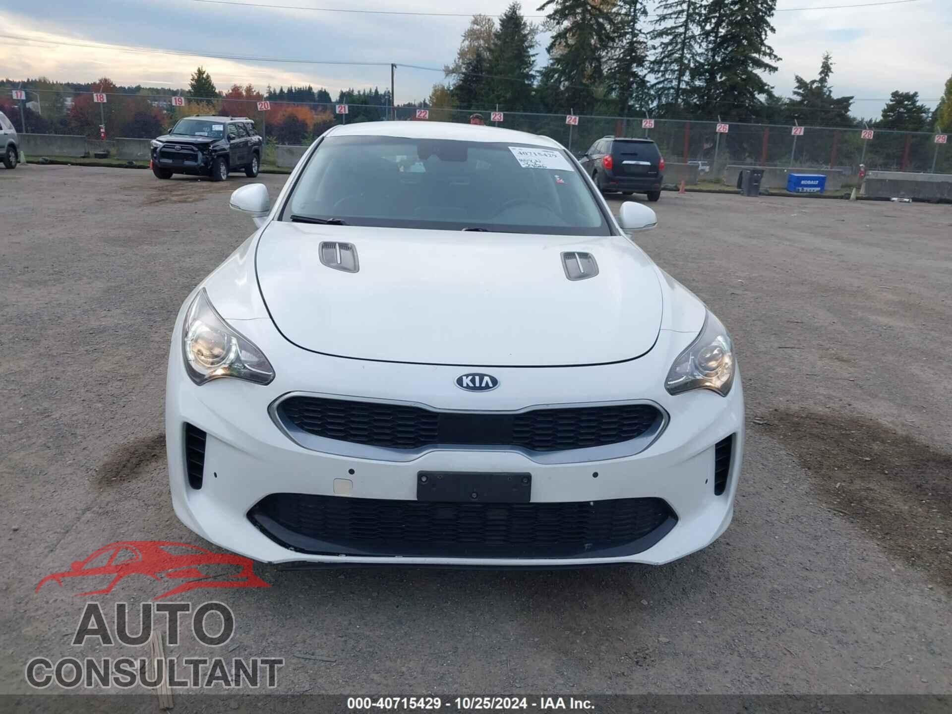 KIA STINGER 2018 - KNAE15LA1J6034657
