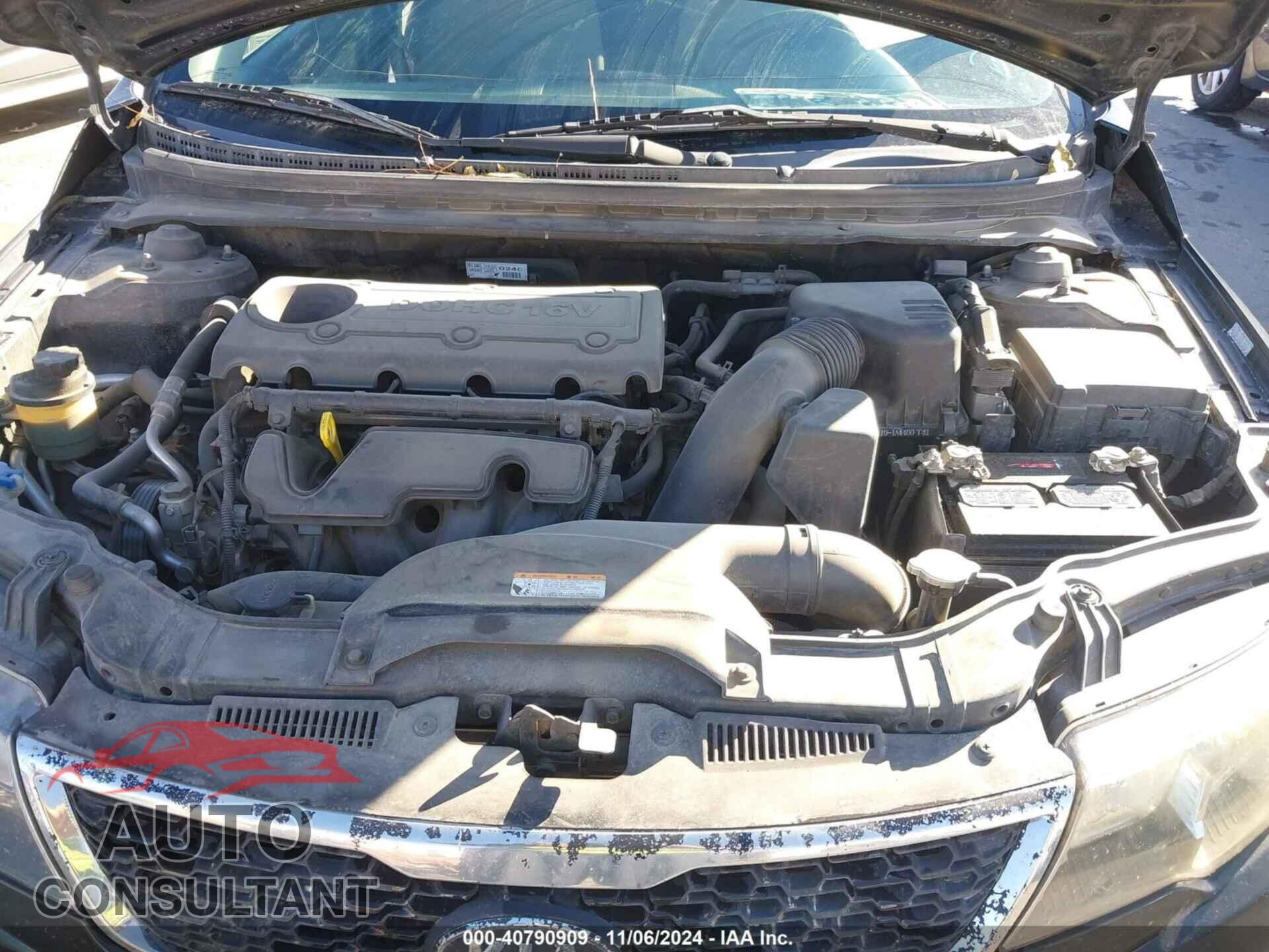 KIA FORTE 2011 - KNAFU4A24B5424886