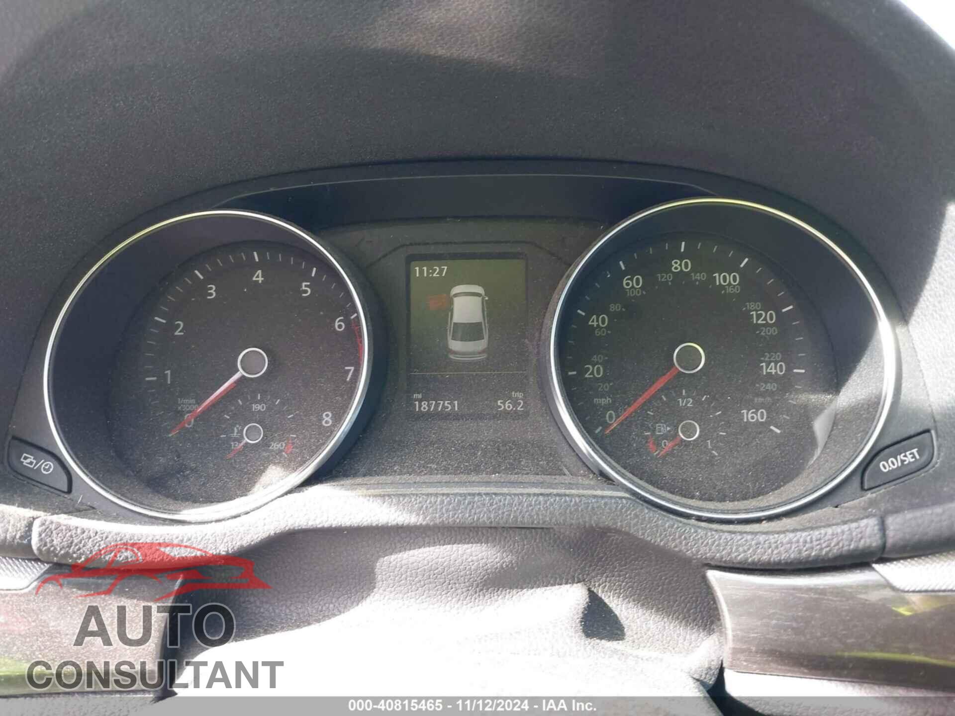VOLKSWAGEN PASSAT 2017 - 1VWCT7A39HC083084